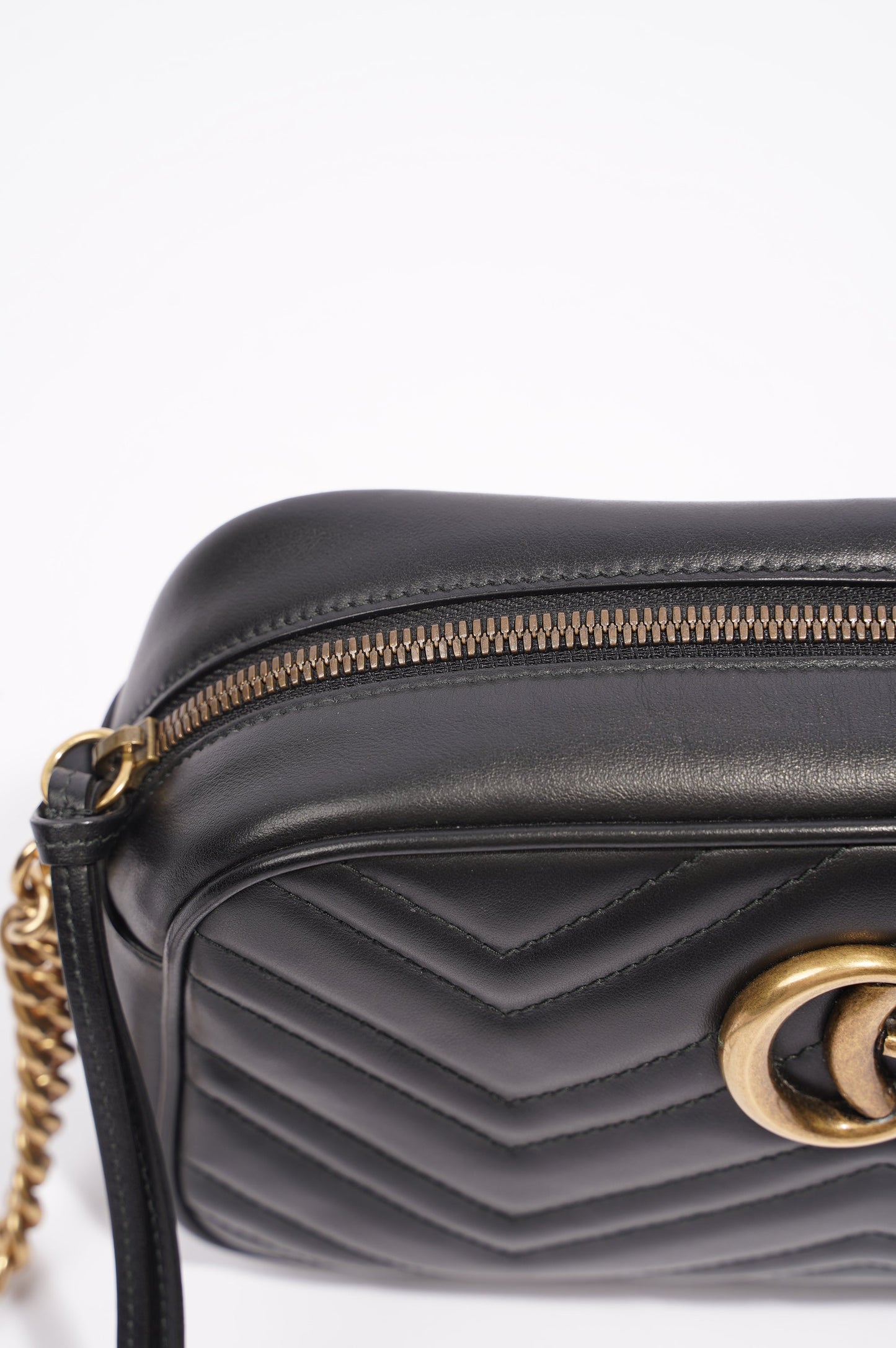 Gucci Womens Marmont Zip Black Matelasse Leather Small