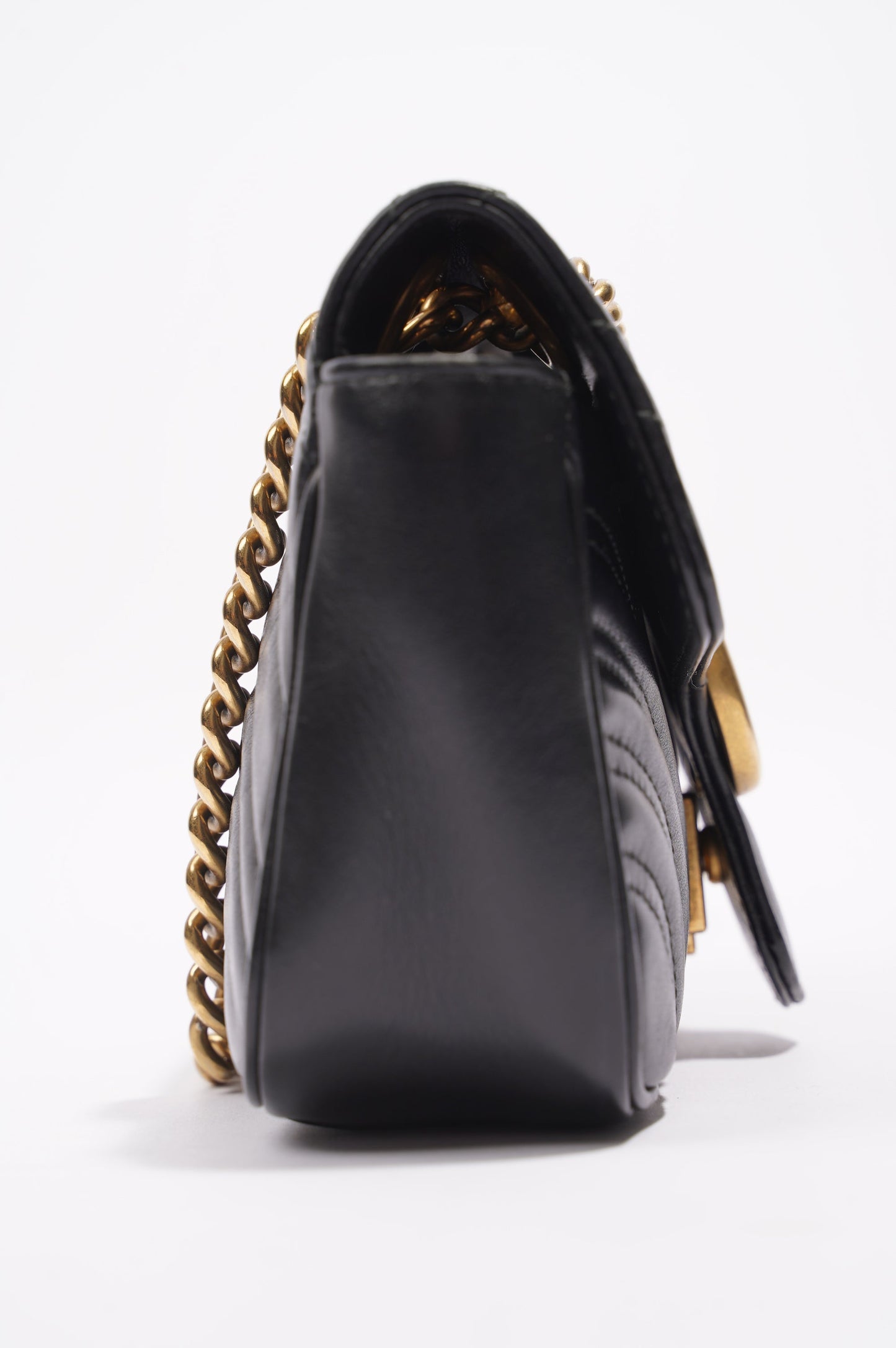 Gucci Womens Marmont Flap Black Leather Mini