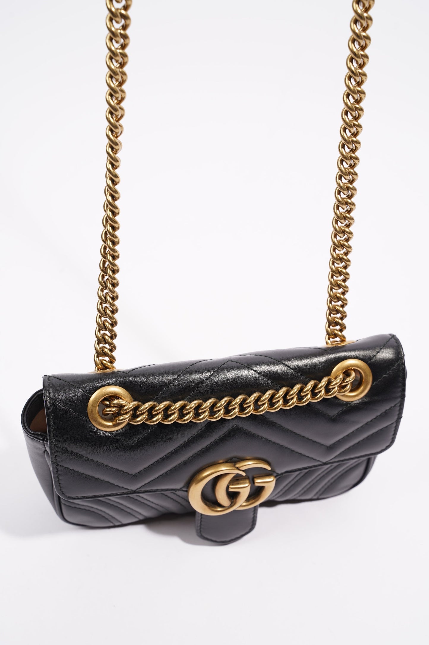 Gucci Womens Marmont Flap Black / Gold Mini