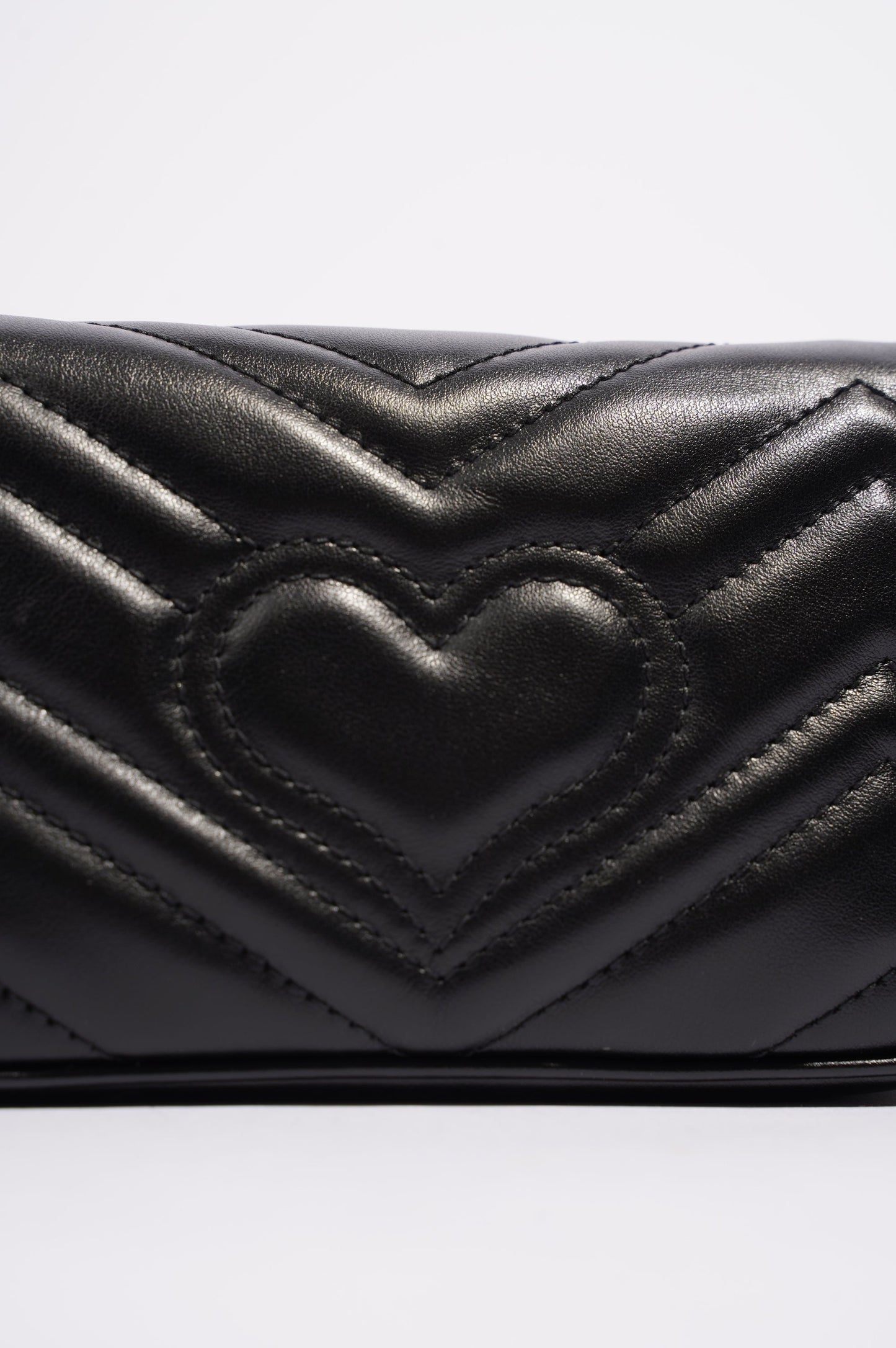 Gucci Womens Marmont Flap Black / Gold Super Mini