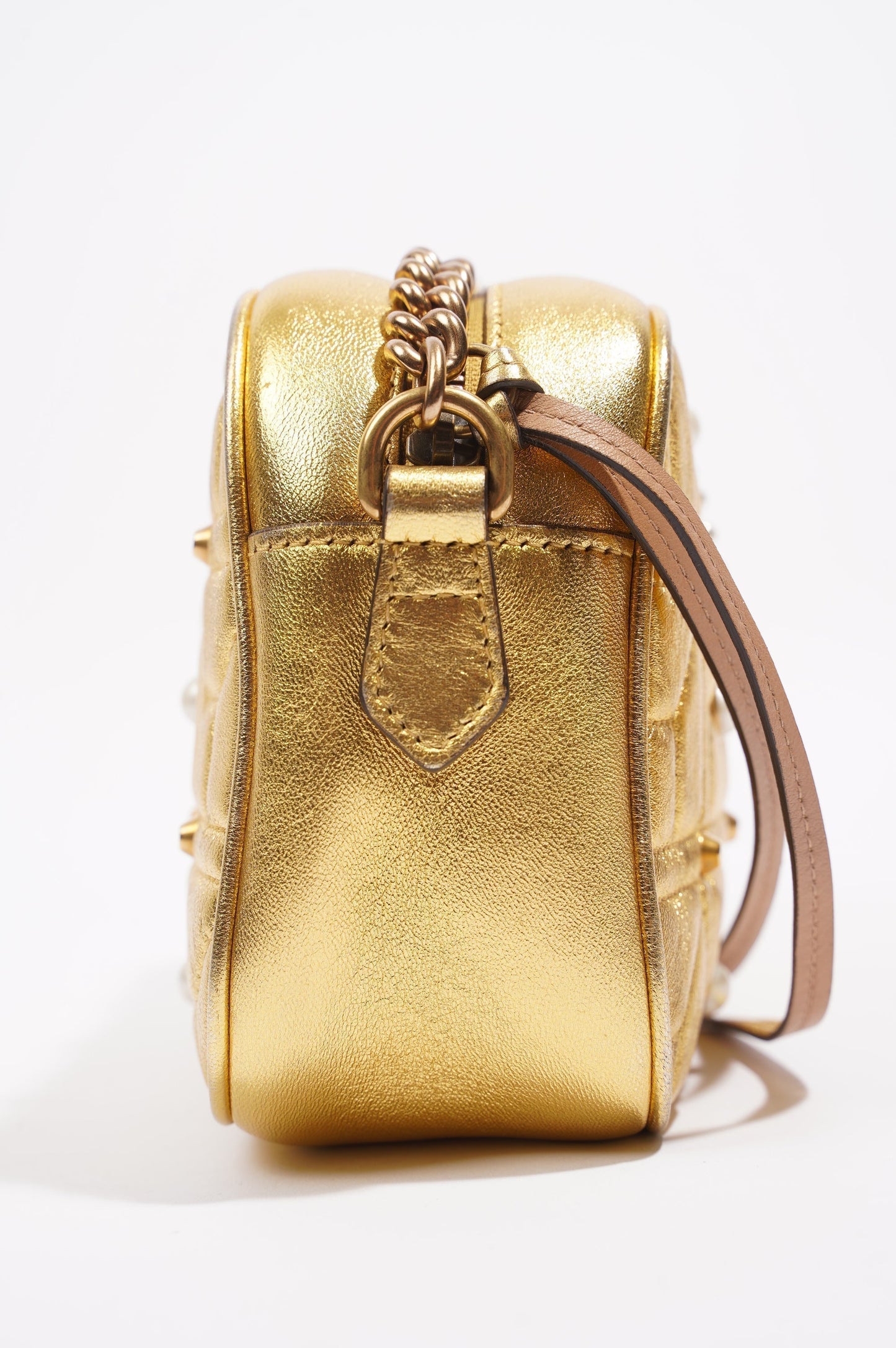 Gucci Womens Marmont GG Zip Bag Golden Leather Small