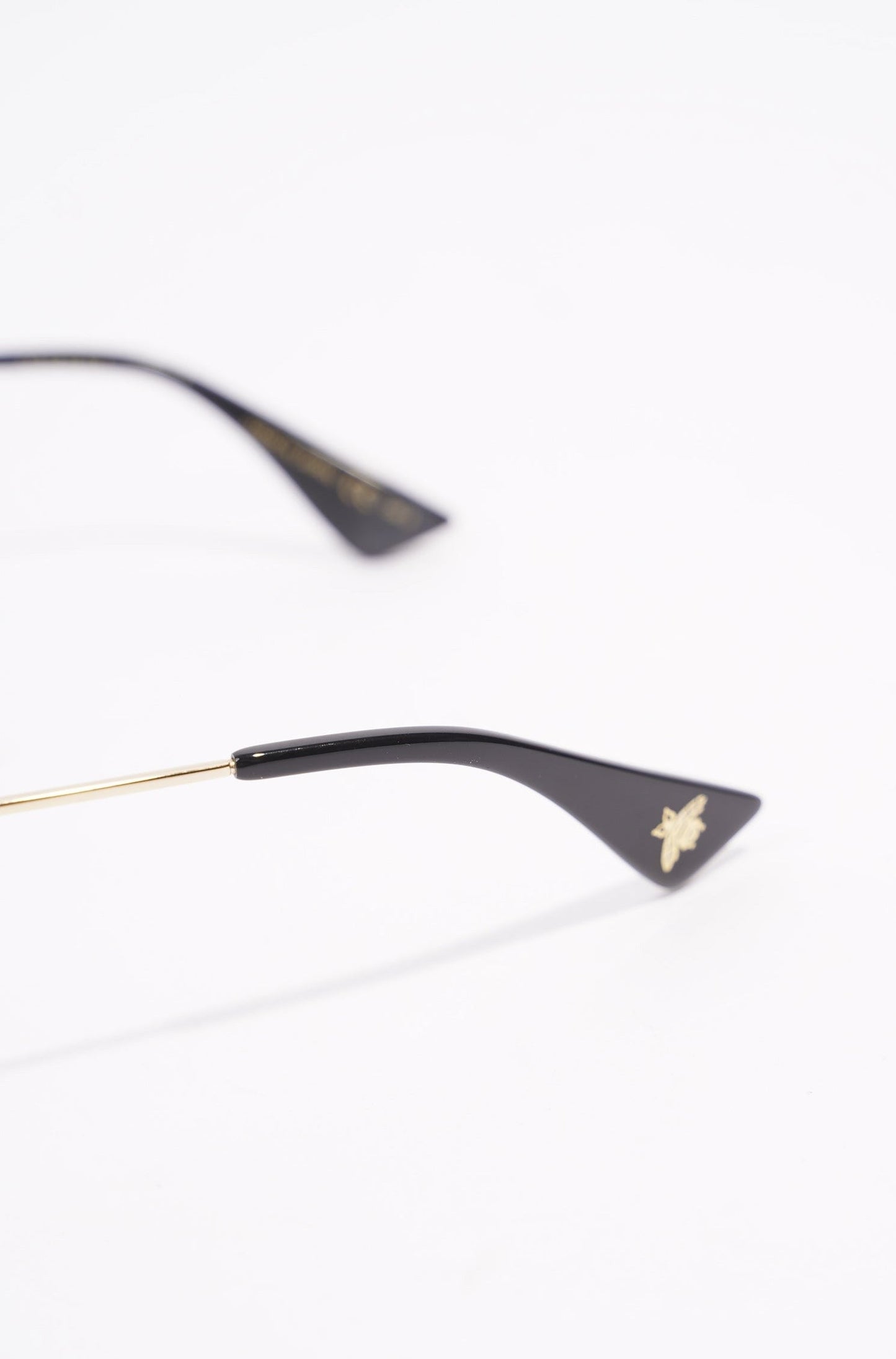 Gucci Womens GG0061S Sunglasses Black / Gold 140