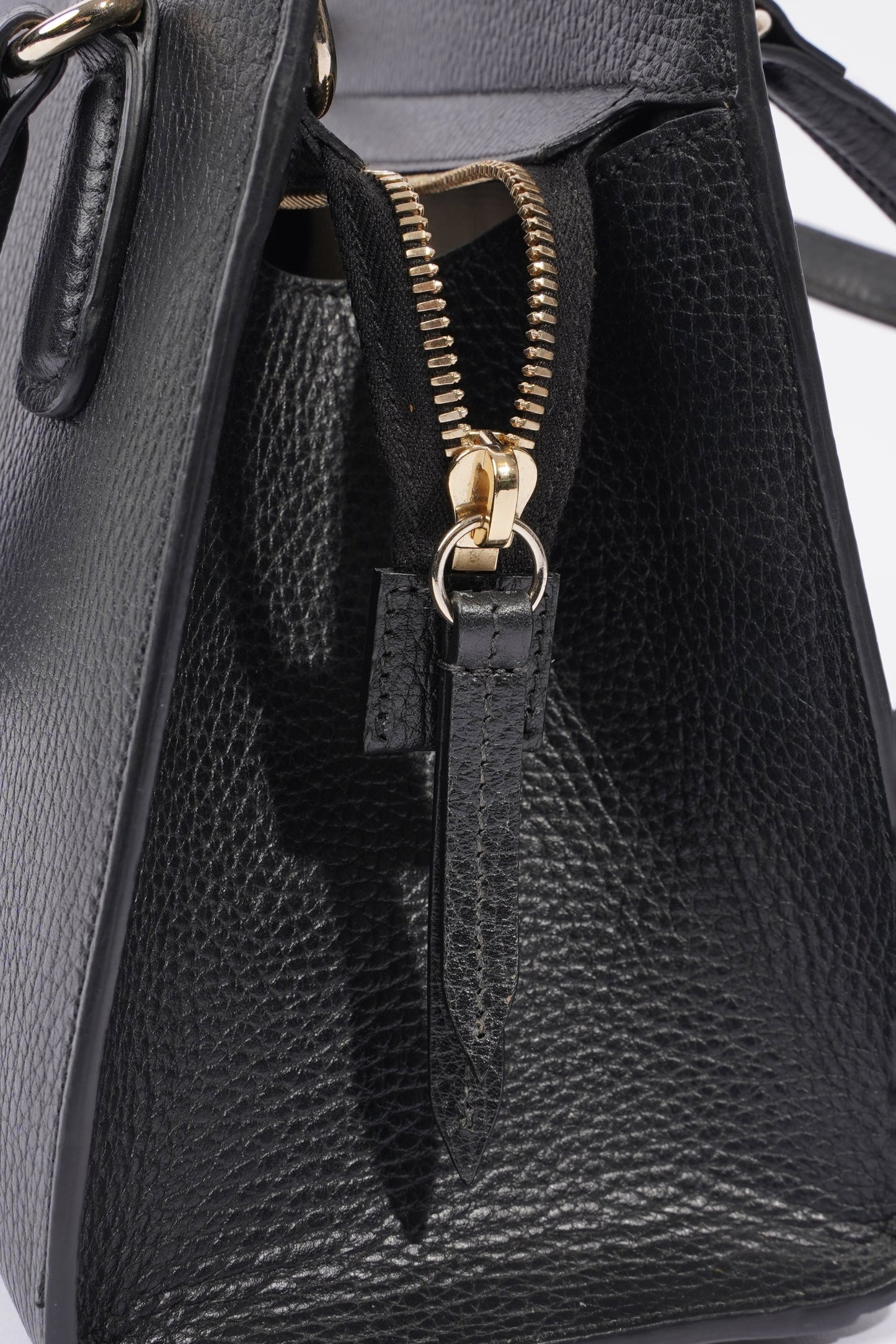 Gucci Womens Soho Tote Bag Black Leather Small