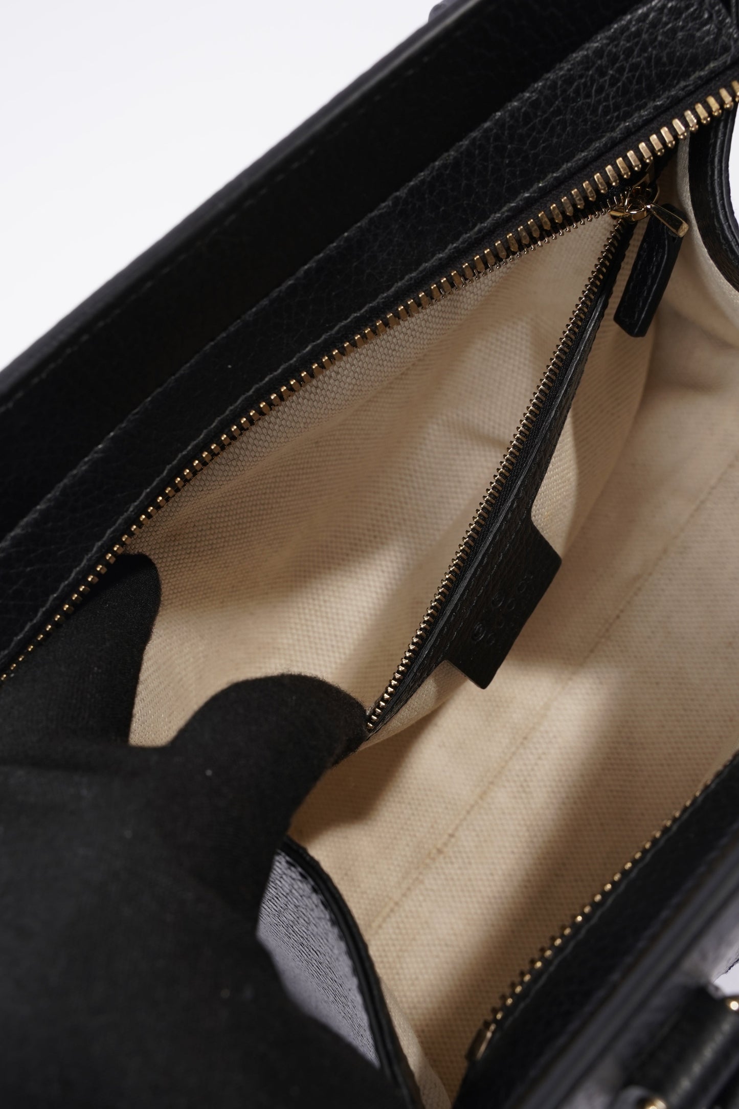 Gucci Womens Soho Tote Bag Black Leather Small