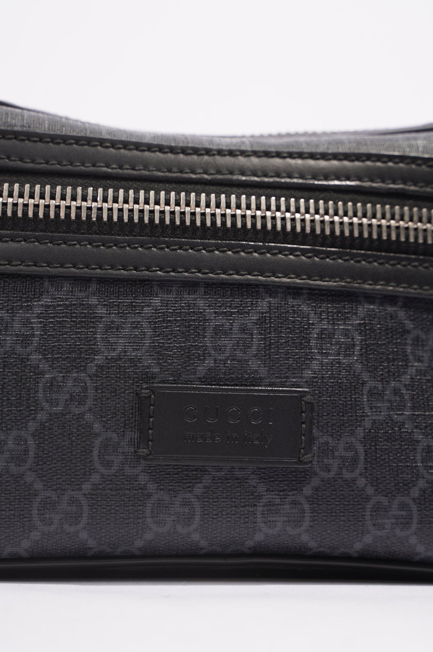 Gucci Mens Soft Zip Belt Bag Black Canvas Small