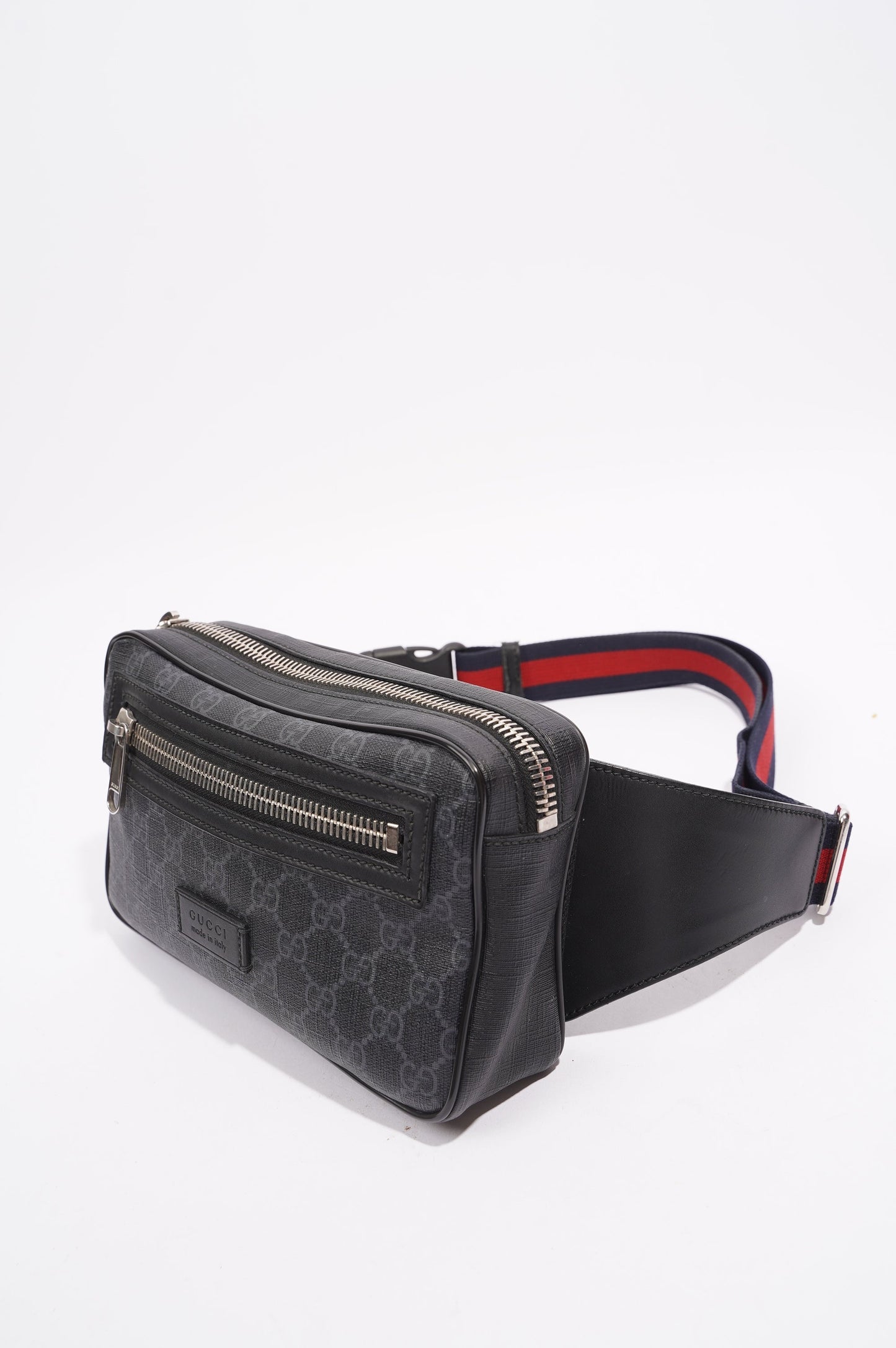 Gucci Mens Soft Zip Belt Bag Black Canvas Small