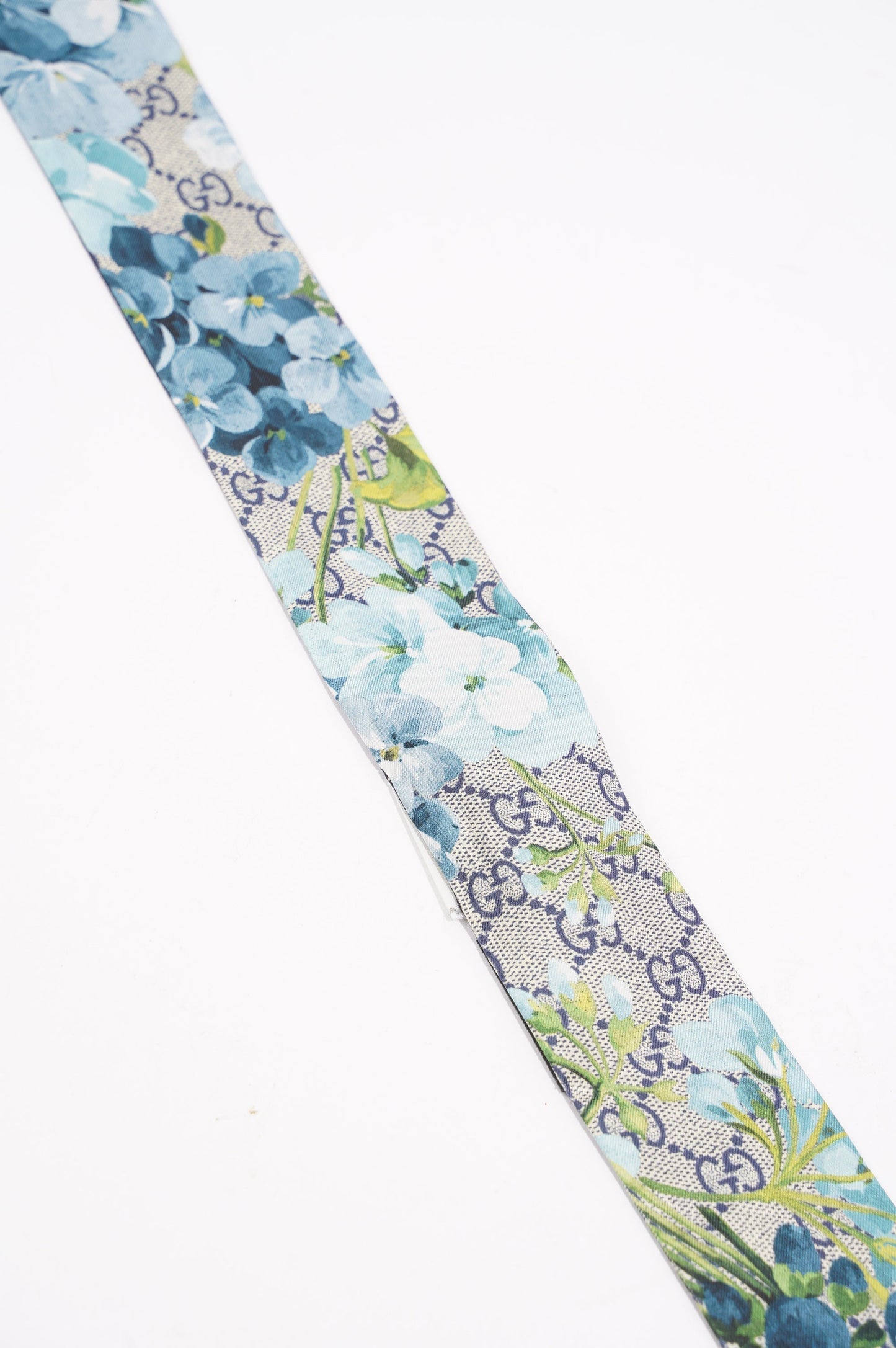 Gucci Womens GG Blooms Silk Neck Bow Blue 5cm x 86cm