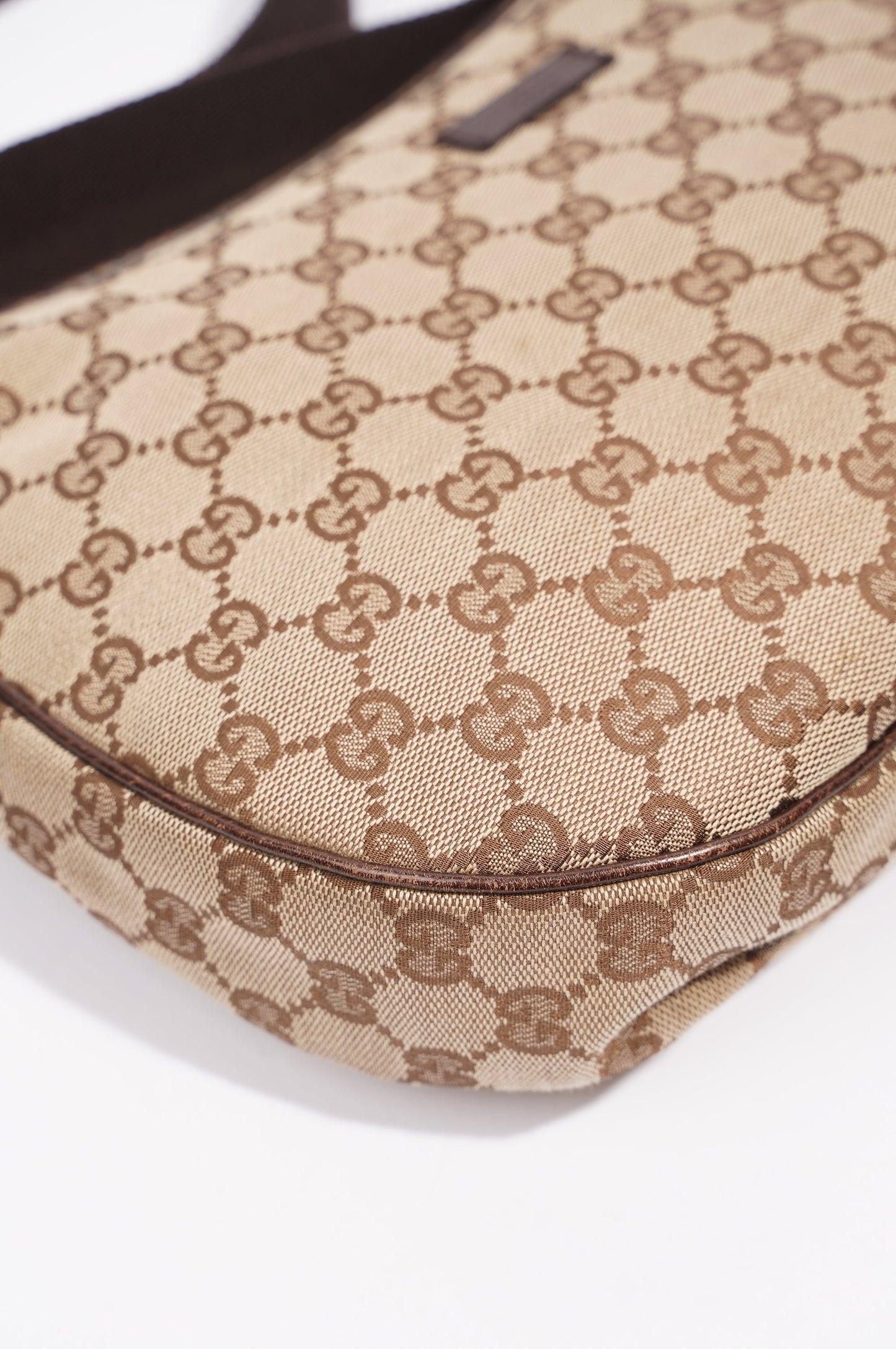 Gucci Canvas Shoulder Bag Beige