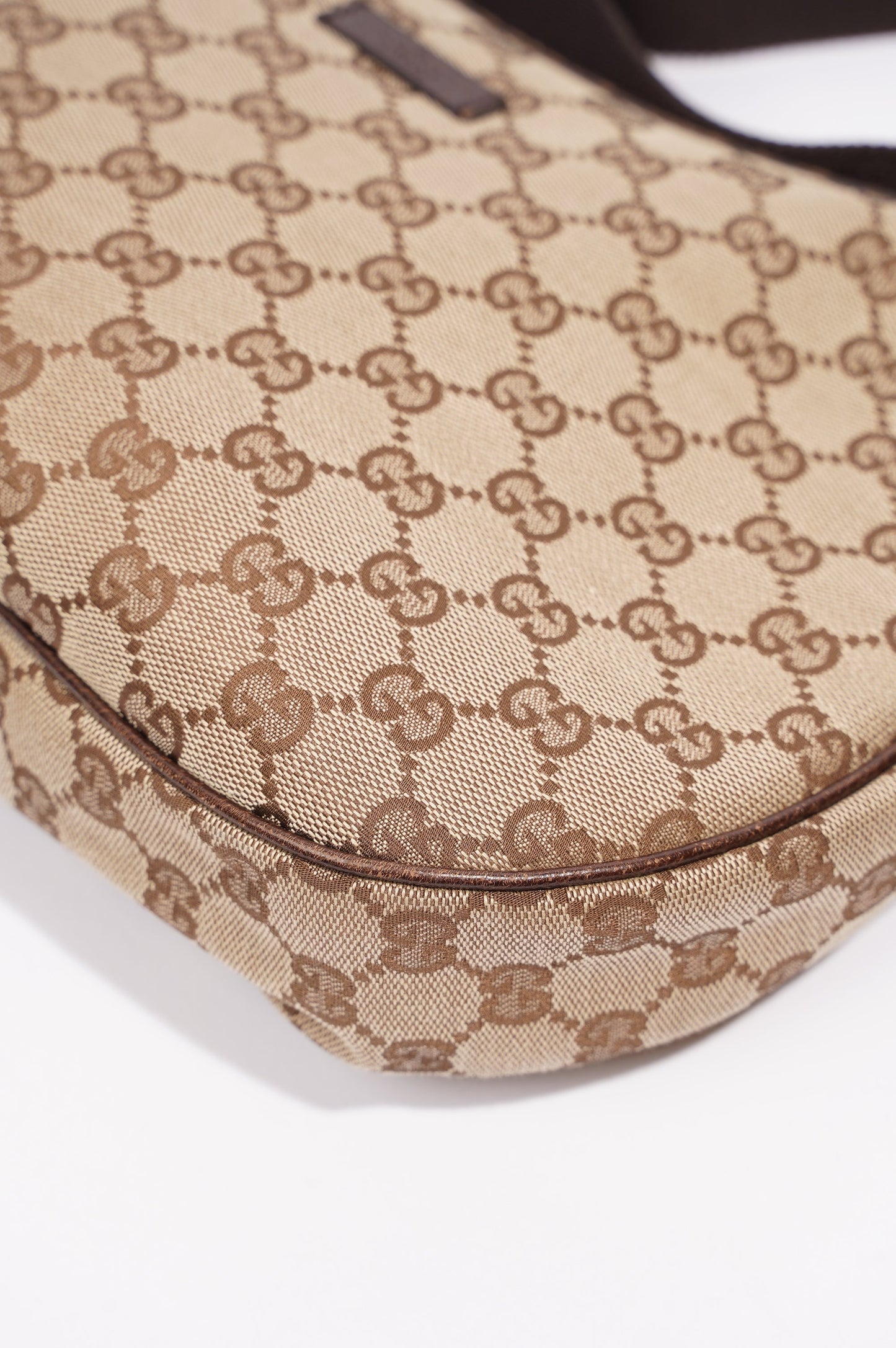 Gucci Canvas Shoulder Bag Beige