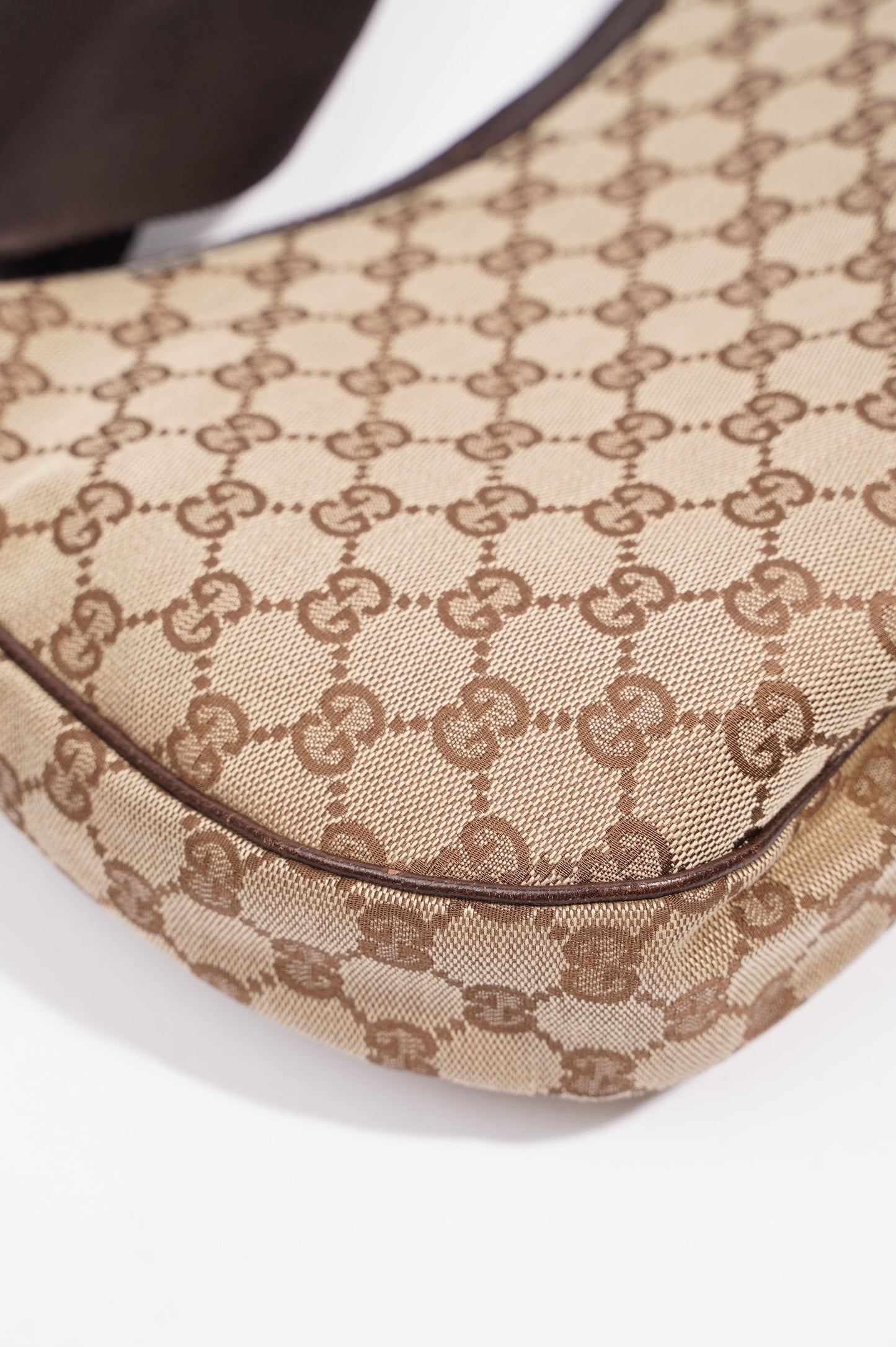 Gucci Canvas Shoulder Bag Beige
