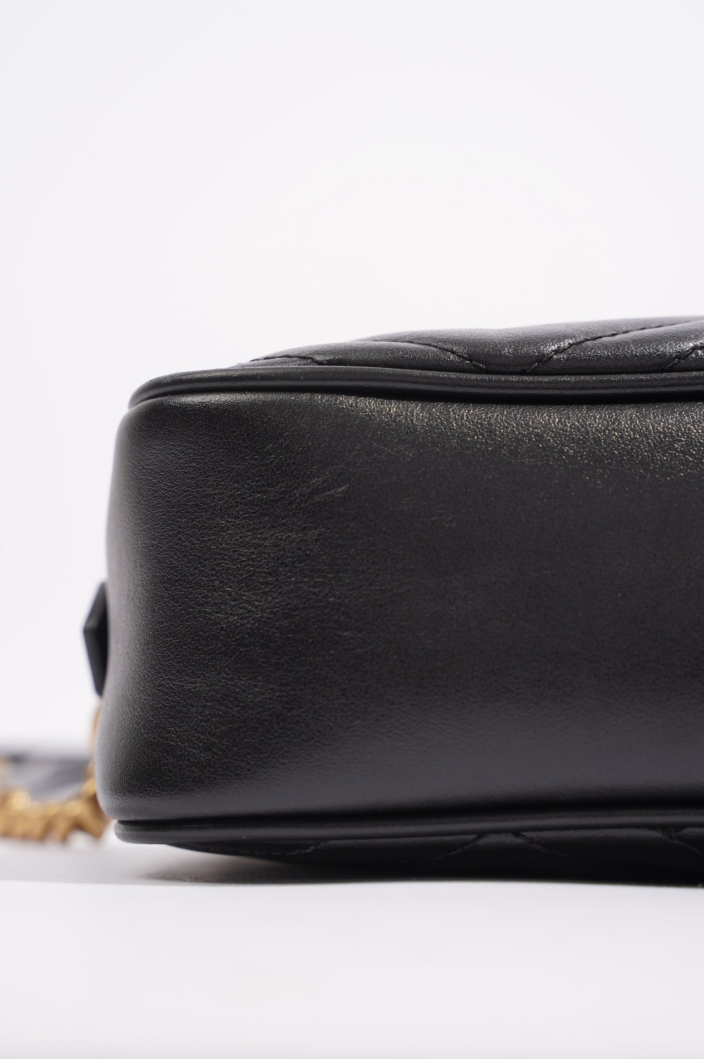 Gucci Womens GG Marmont Bag Black Leather Small