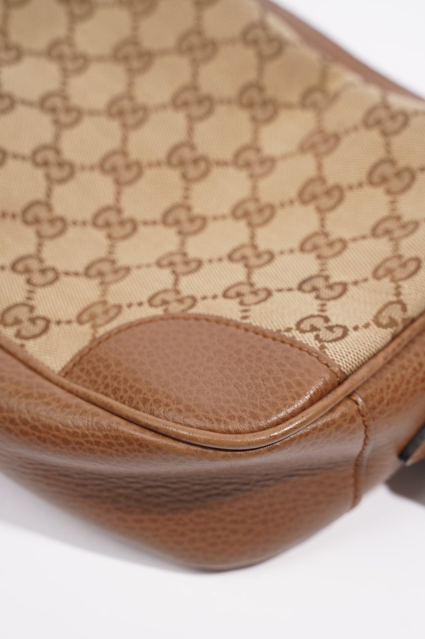 Gucci Womens Bree Messenger Bag Beige / Brown Canvas / Leather