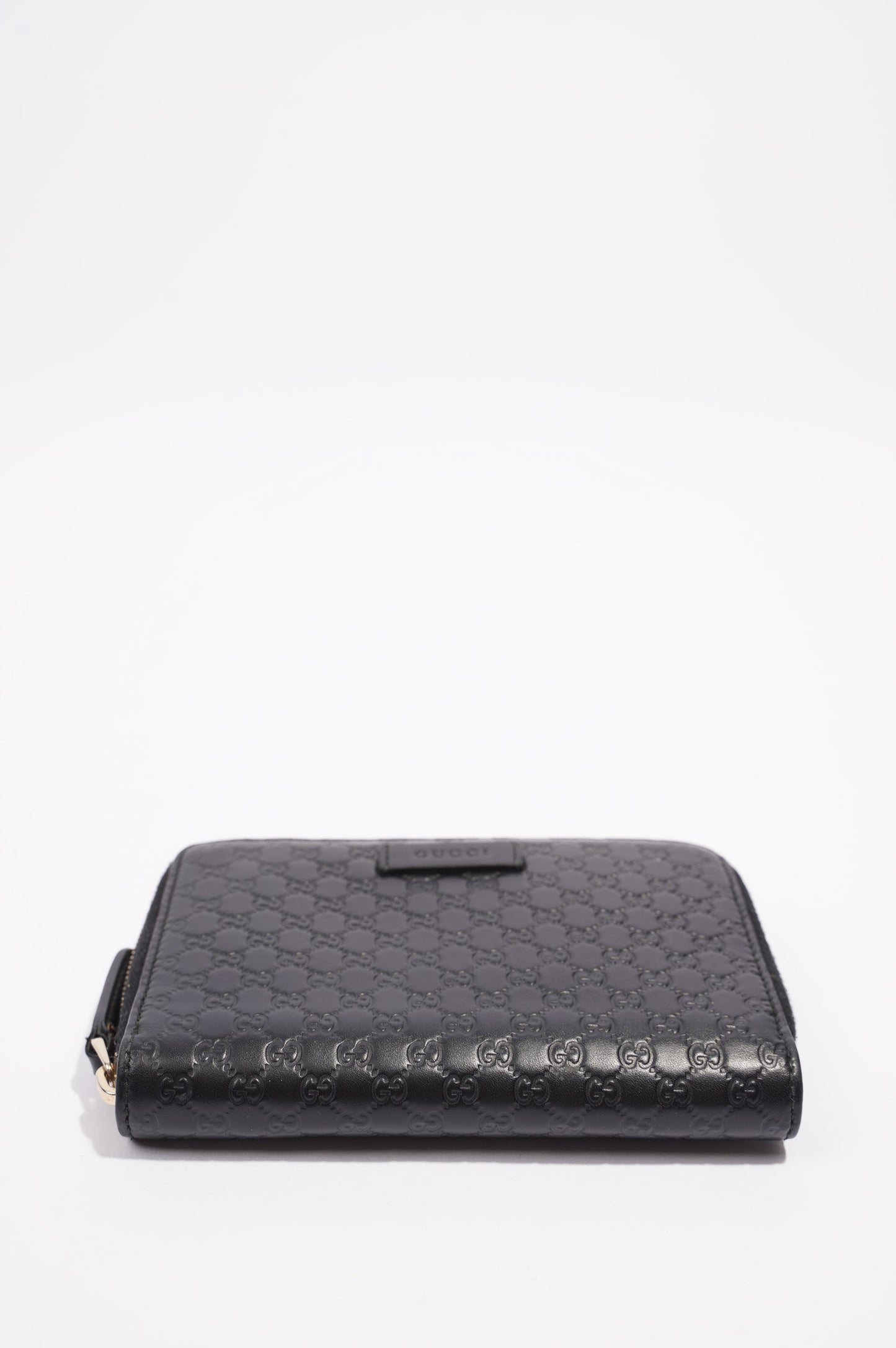 Gucci Womens Microguccissima Leather Zip Wallet Black