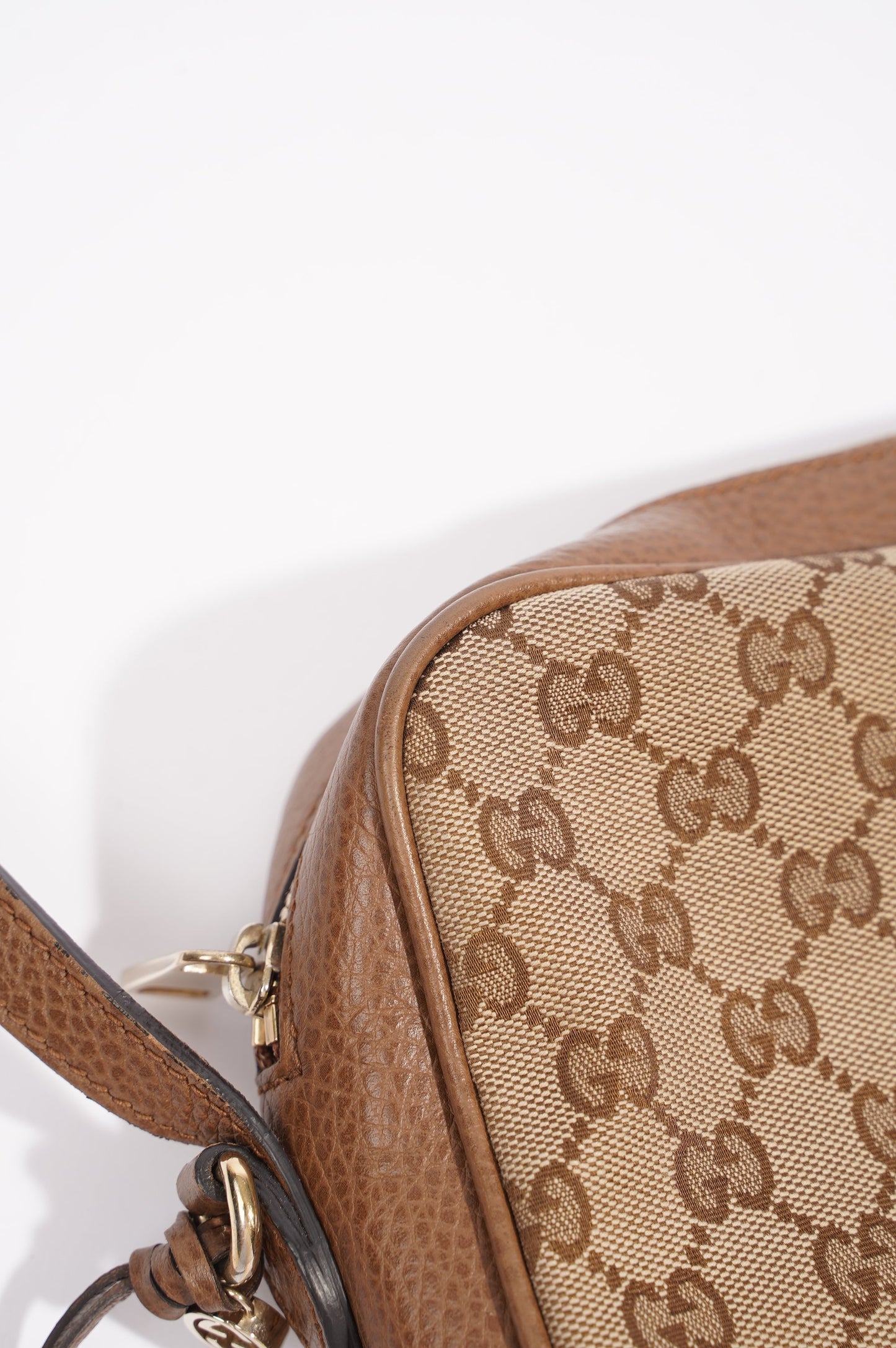 Gucci Womens Bree Messenger Bag Beige / Brown Canvas / Leather