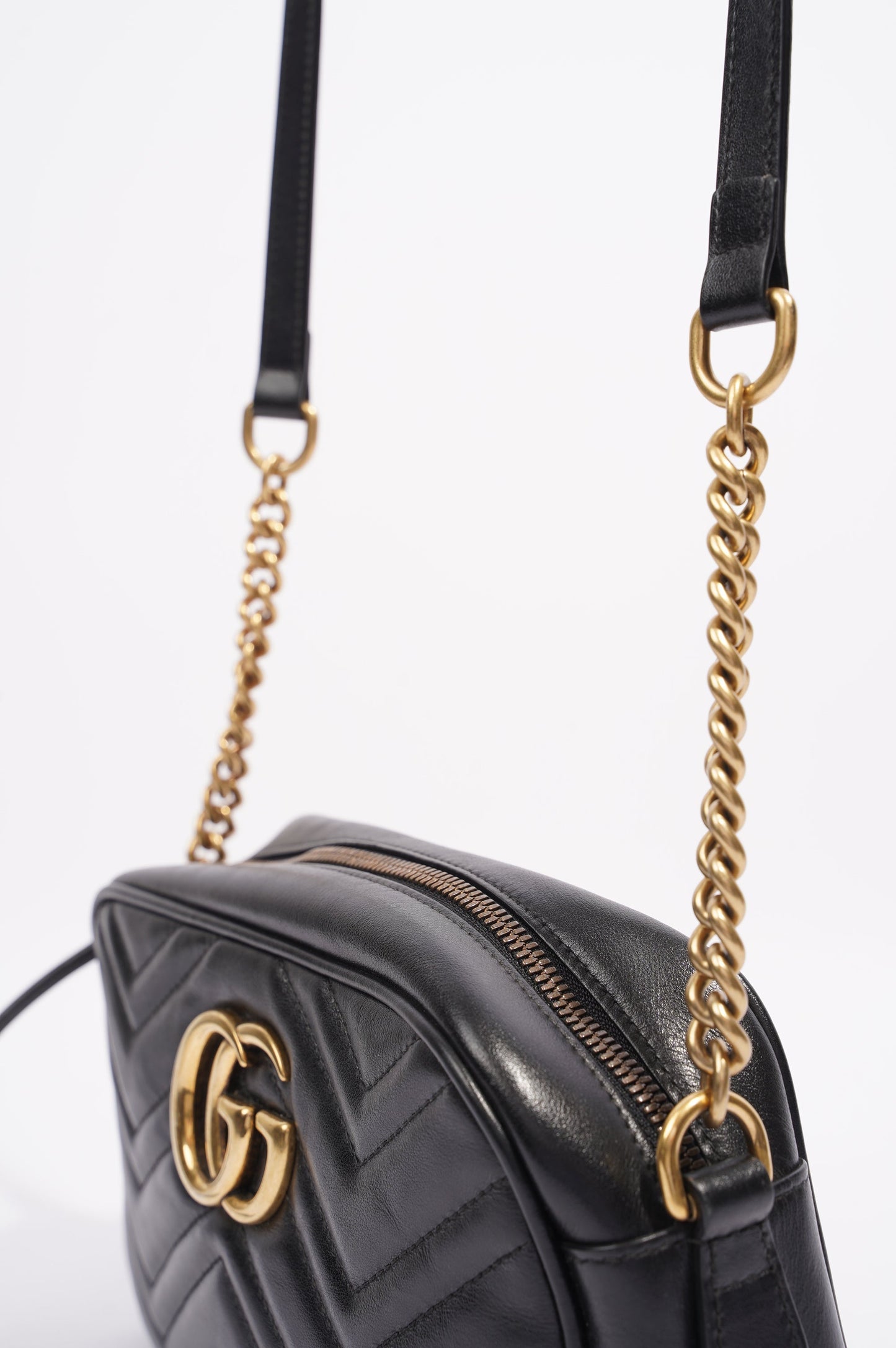 Gucci Womens GG Marmont Bag Black Leather Small