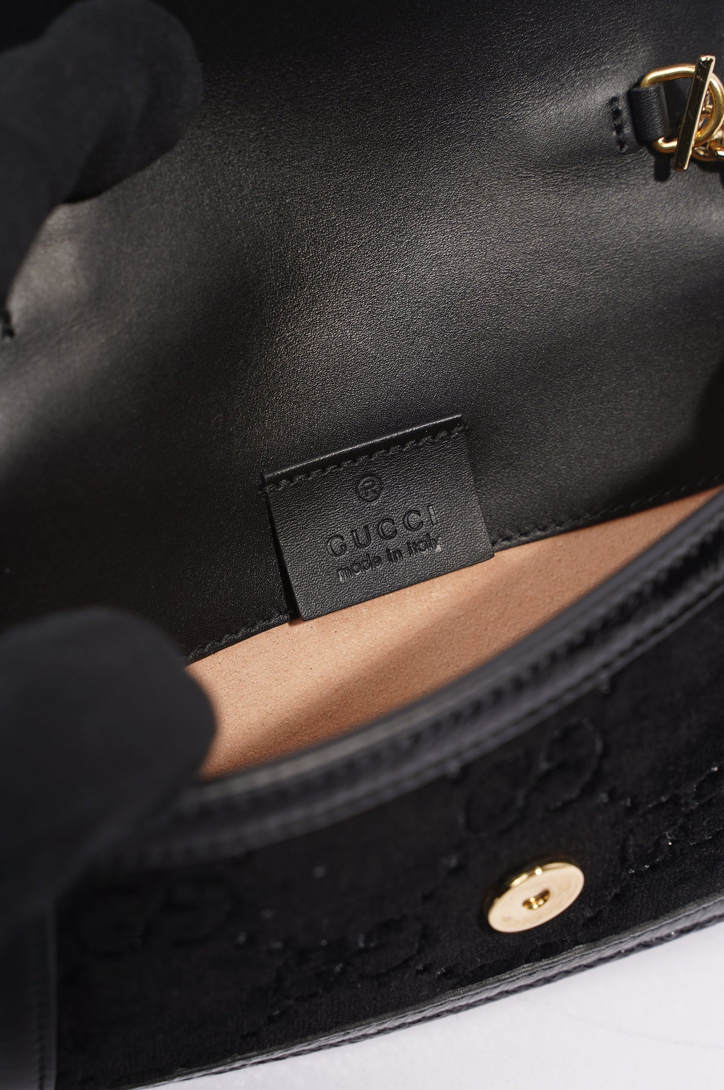 Gucci Womens Sylvie Chain Bag Black Velvet Super Mini