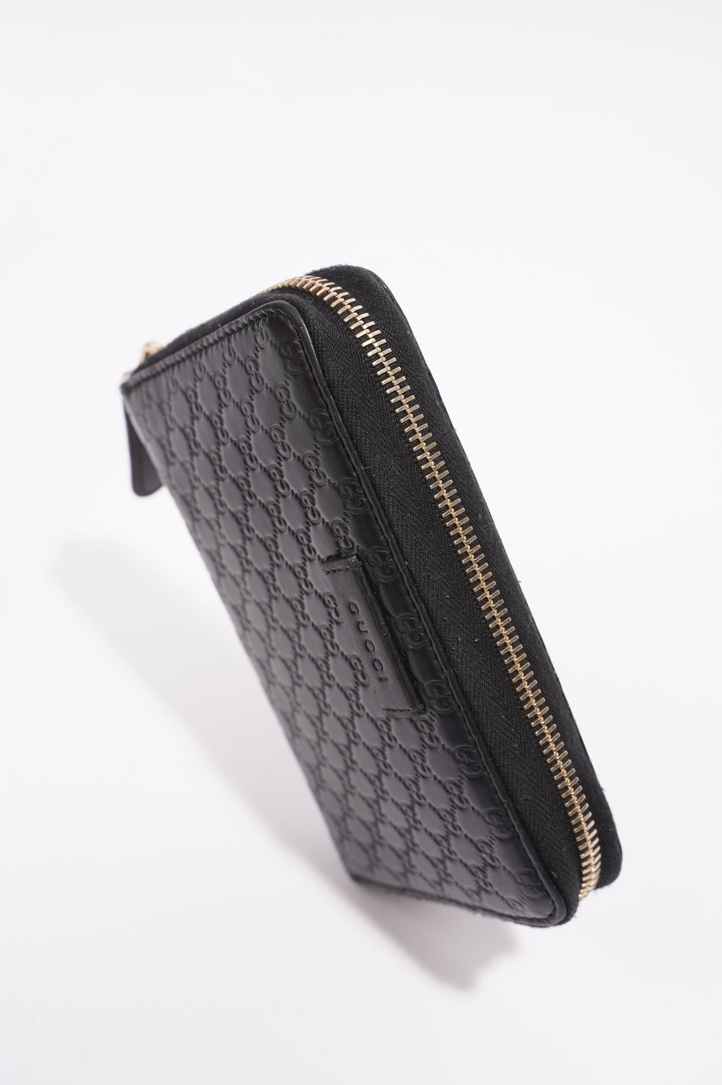 Gucci Womens Microguccissima Leather Zip Wallet Black