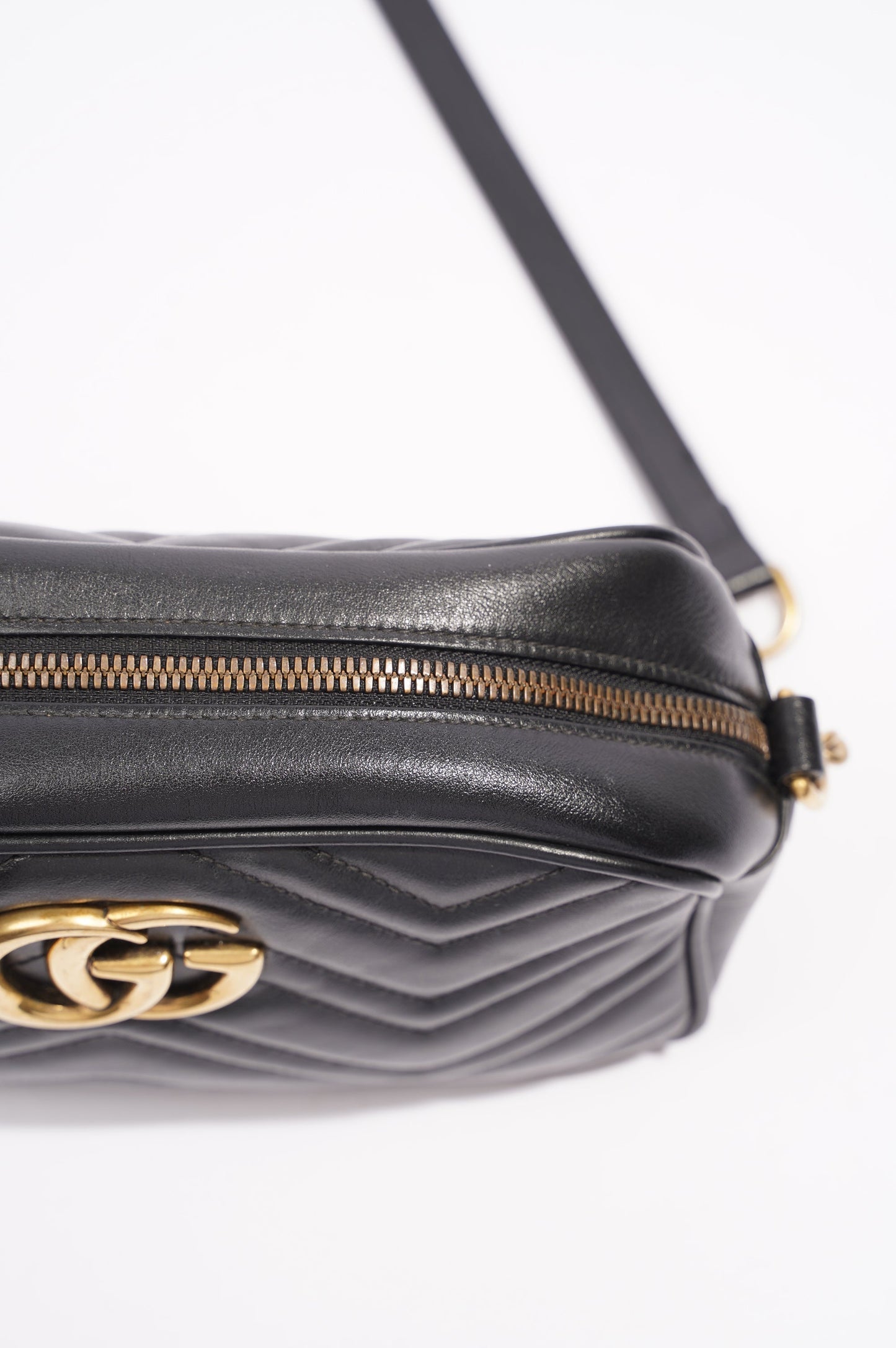 Gucci Womens GG Marmont Bag Black Leather Small