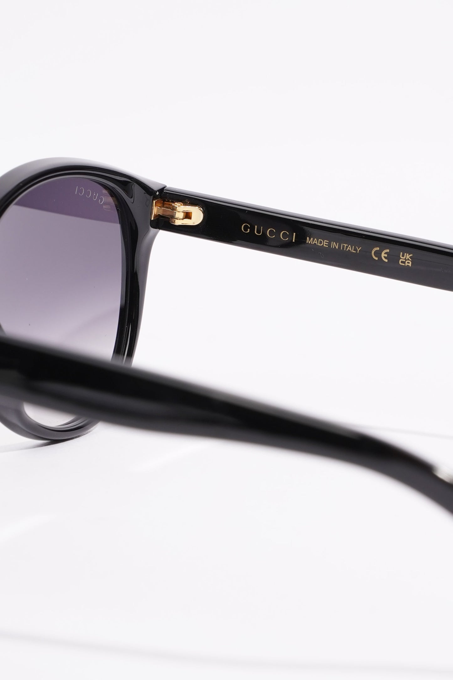 Gucci Womens Round Cat Eye Sunglasses Black Acetate 145