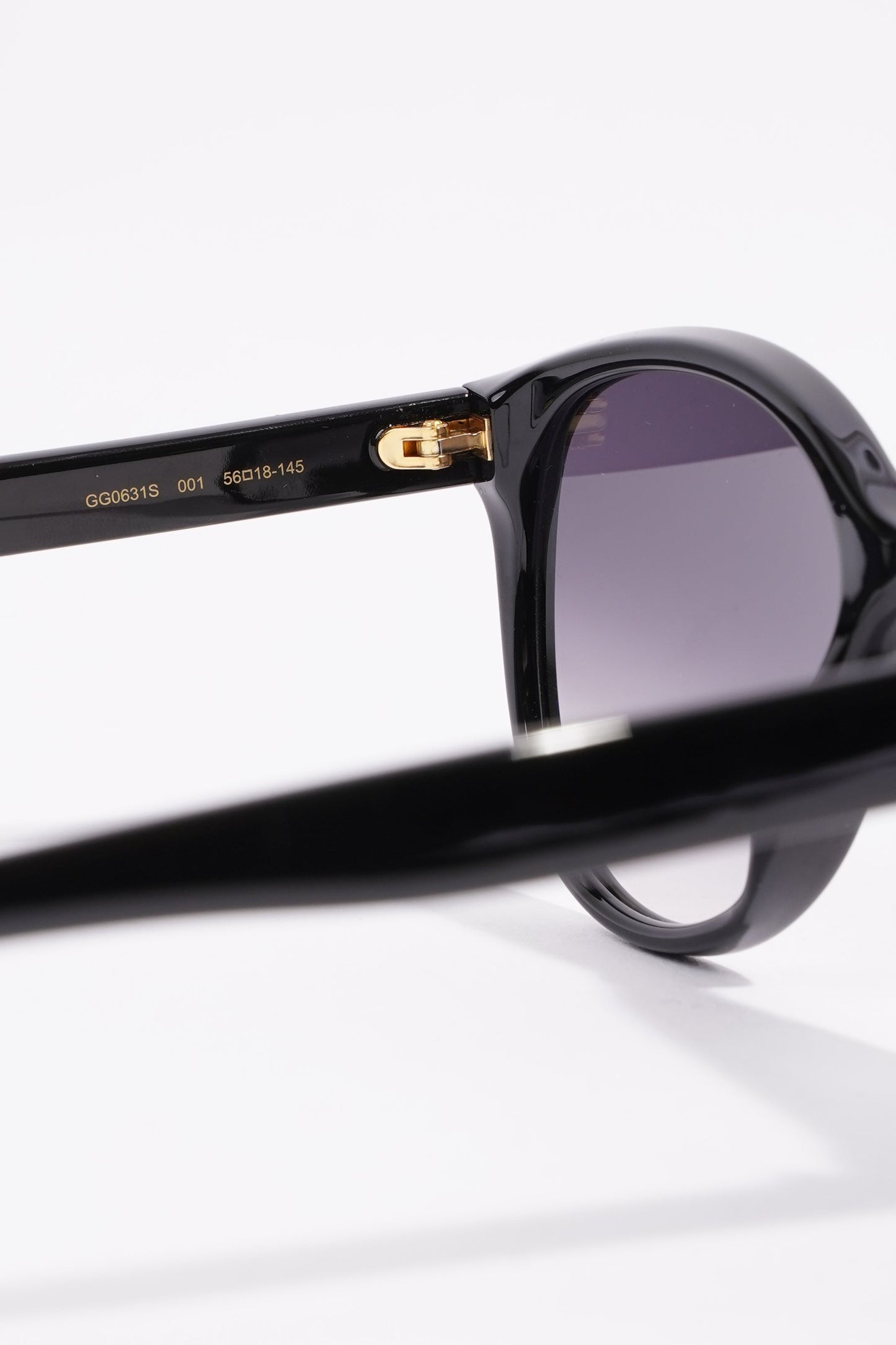 Gucci Womens Round Cat Eye Sunglasses Black Acetate 145