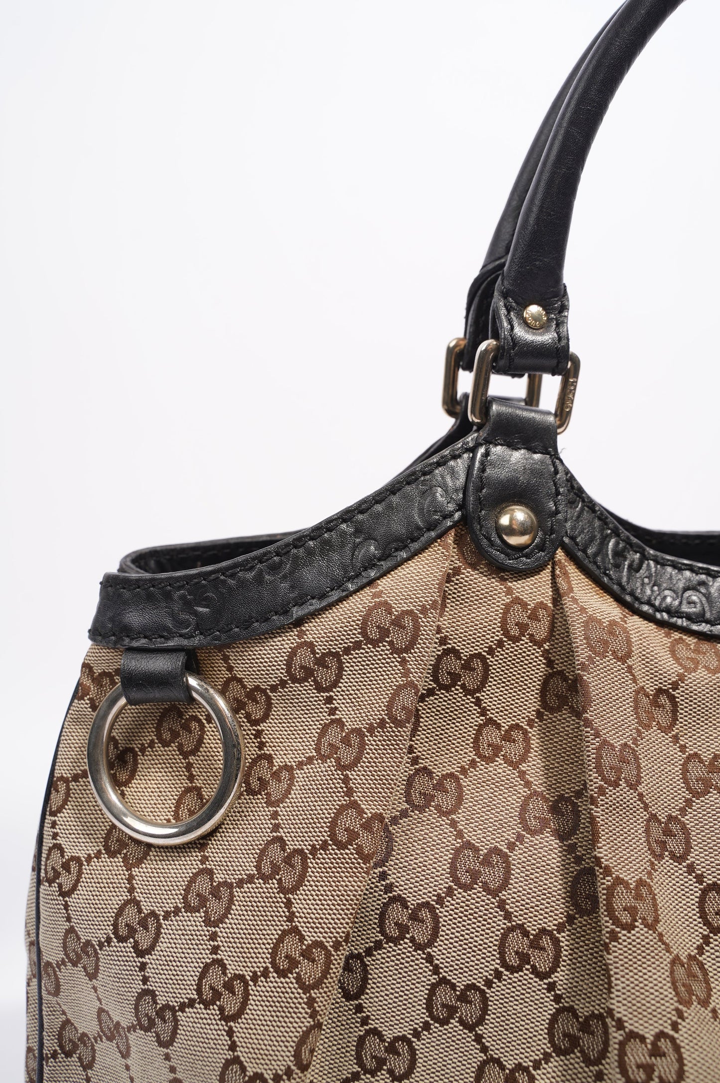 Gucci Sukey Tote Supreme