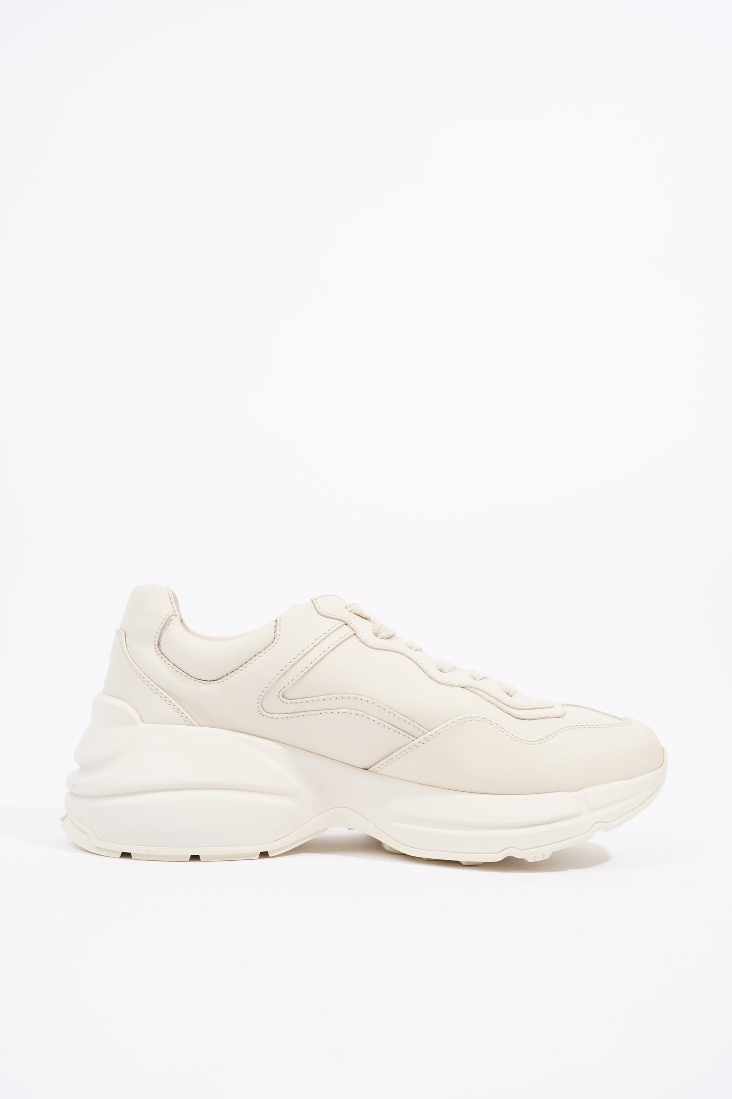 Gucci Womens Rhyton Logo Beige EU 39 / UK 6