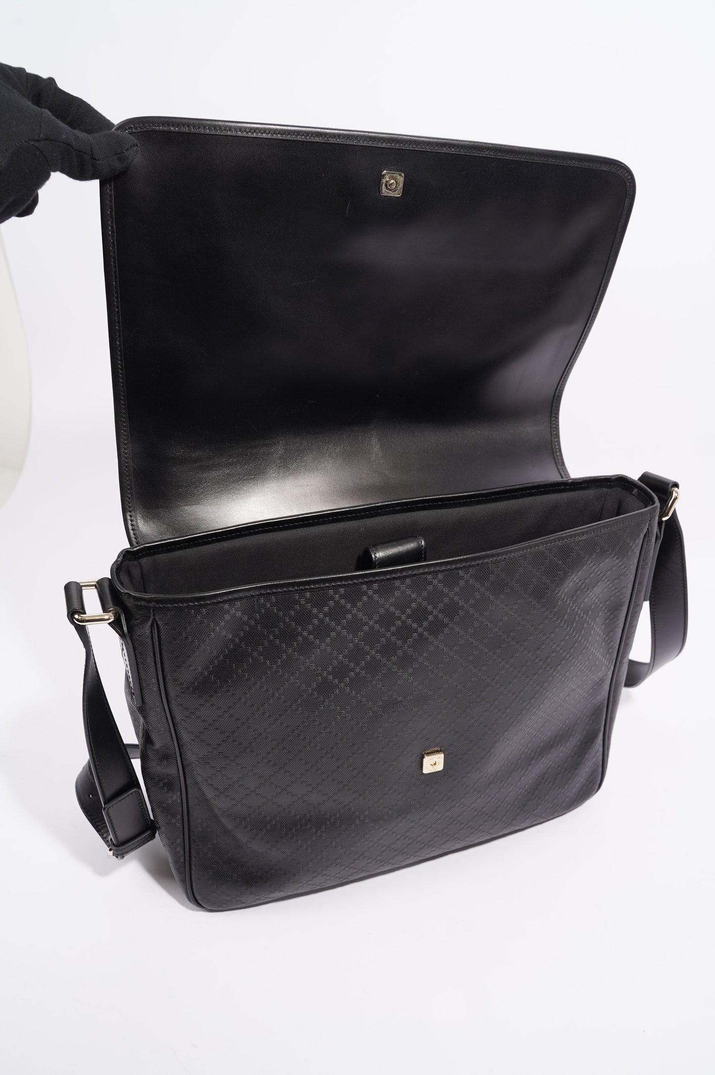 Gucci Mens Shima Messenger Bag Black