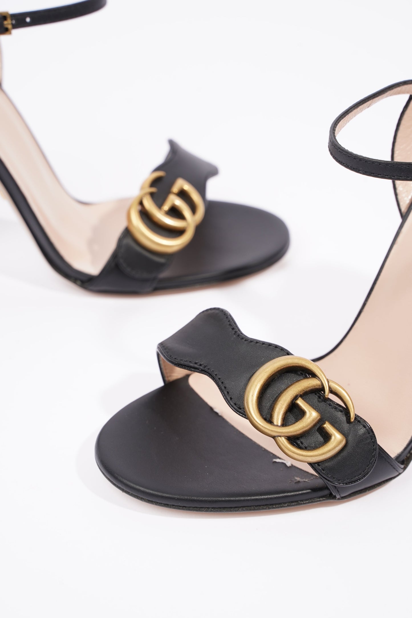 Gucci Womens Marmont Sandal Black / Gold EU 37 / UK 4
