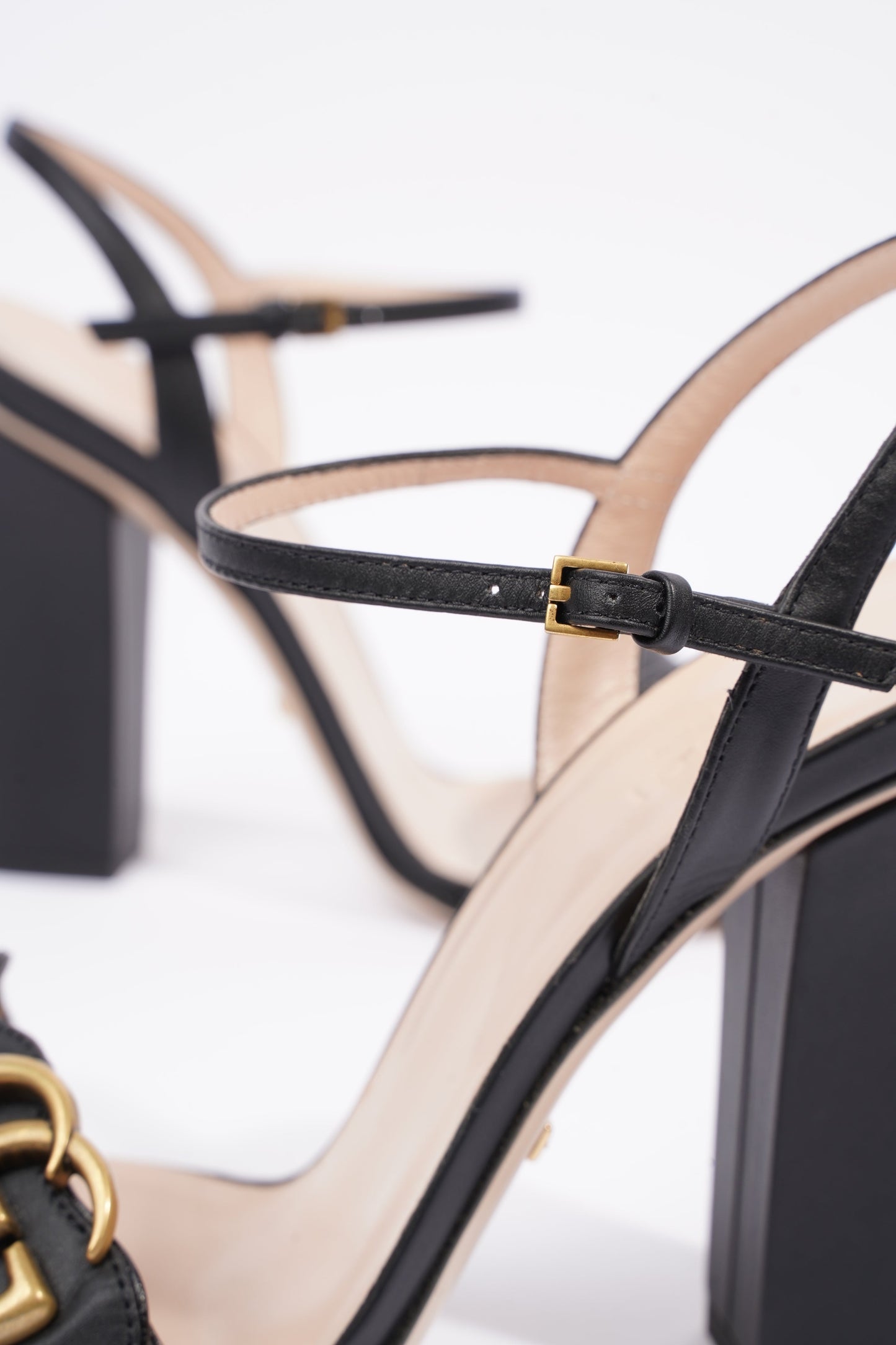 Gucci Womens Marmont Sandal Black / Gold EU 37 / UK 4