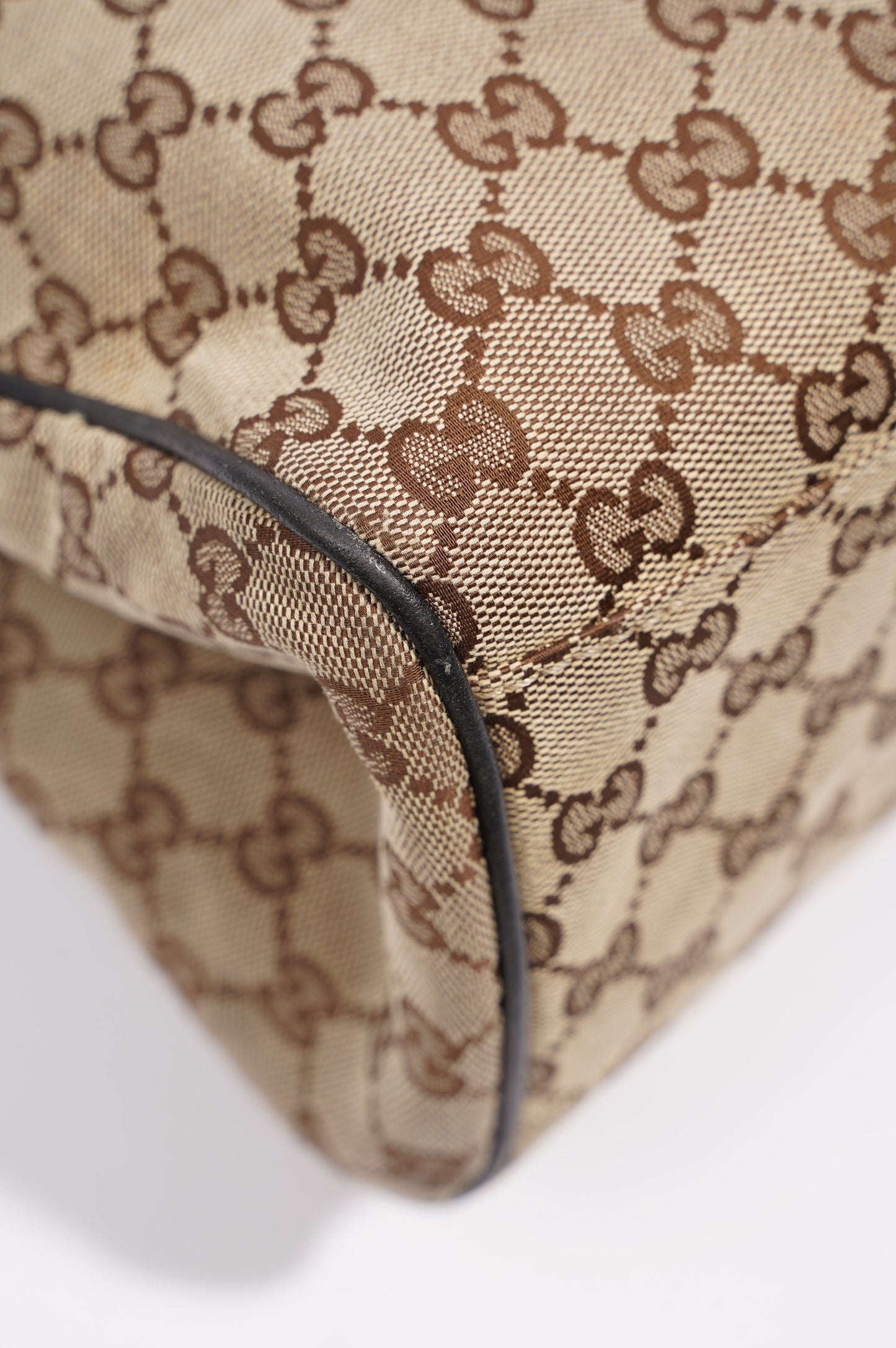Gucci Sukey Tote Supreme