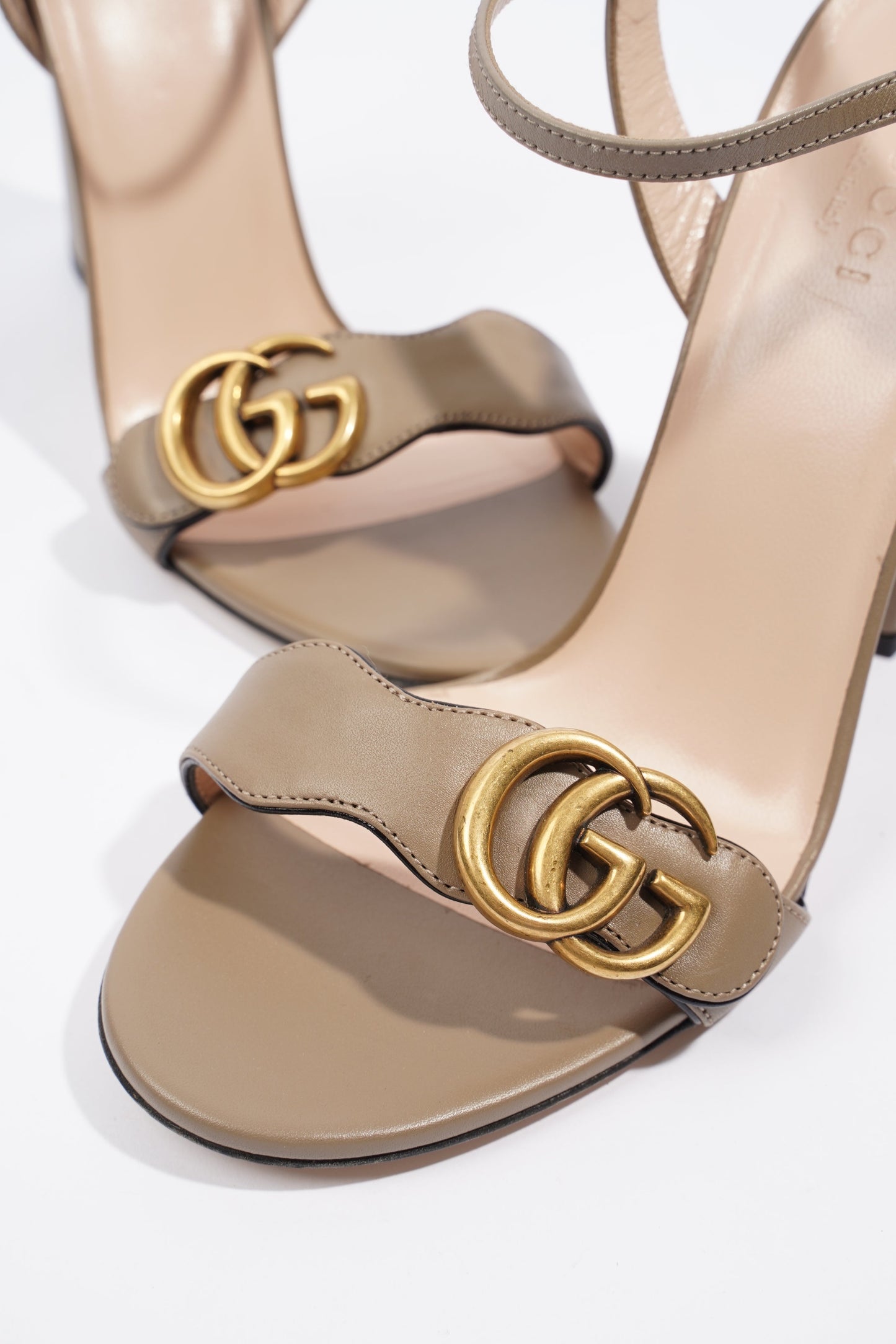 Gucci Marmont Sandal Taupe EU 38 / UK 5