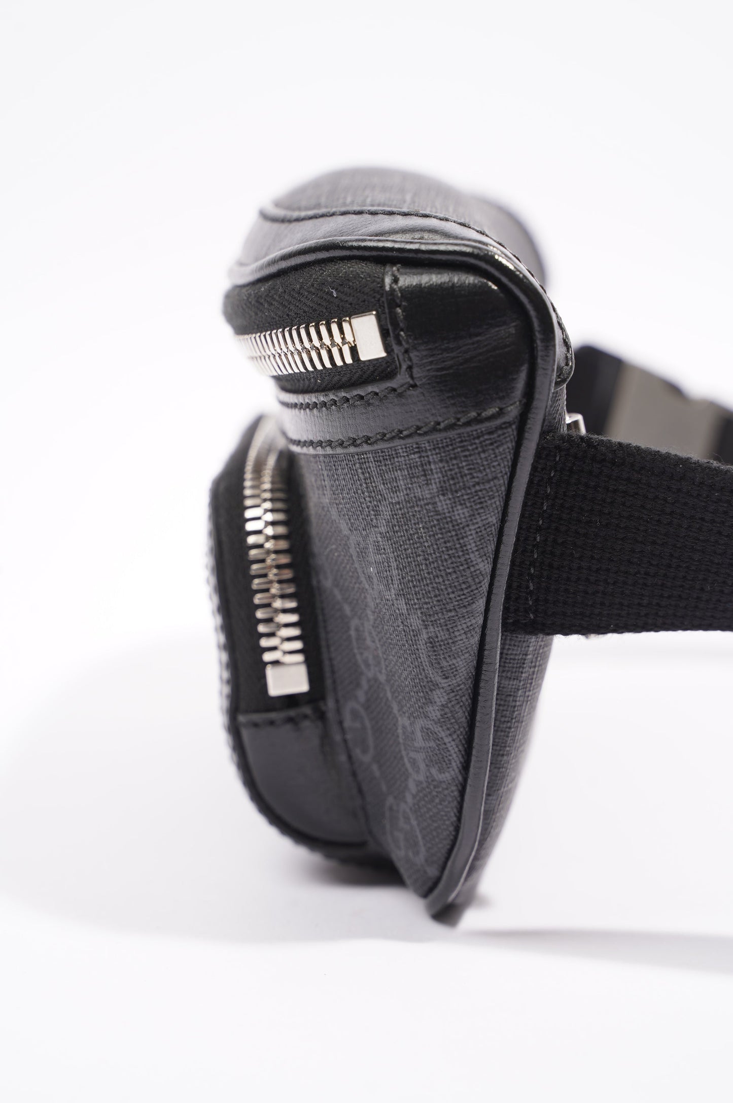 Gucci Belt Bag With Interlocking G Black / Supreme Canvas