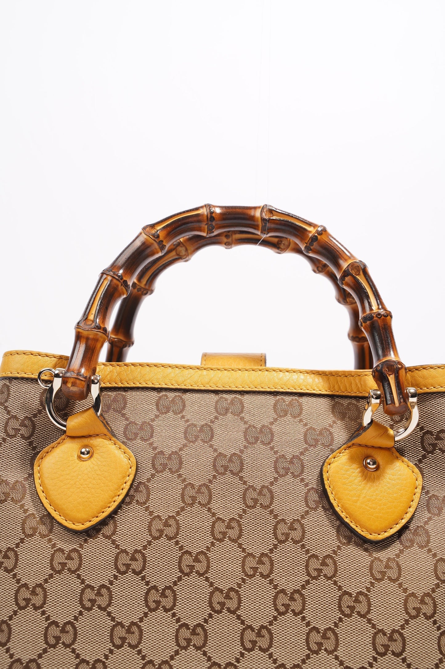 Gucci Womens Diana Bamboo Bag Supreme Canvas / Leather