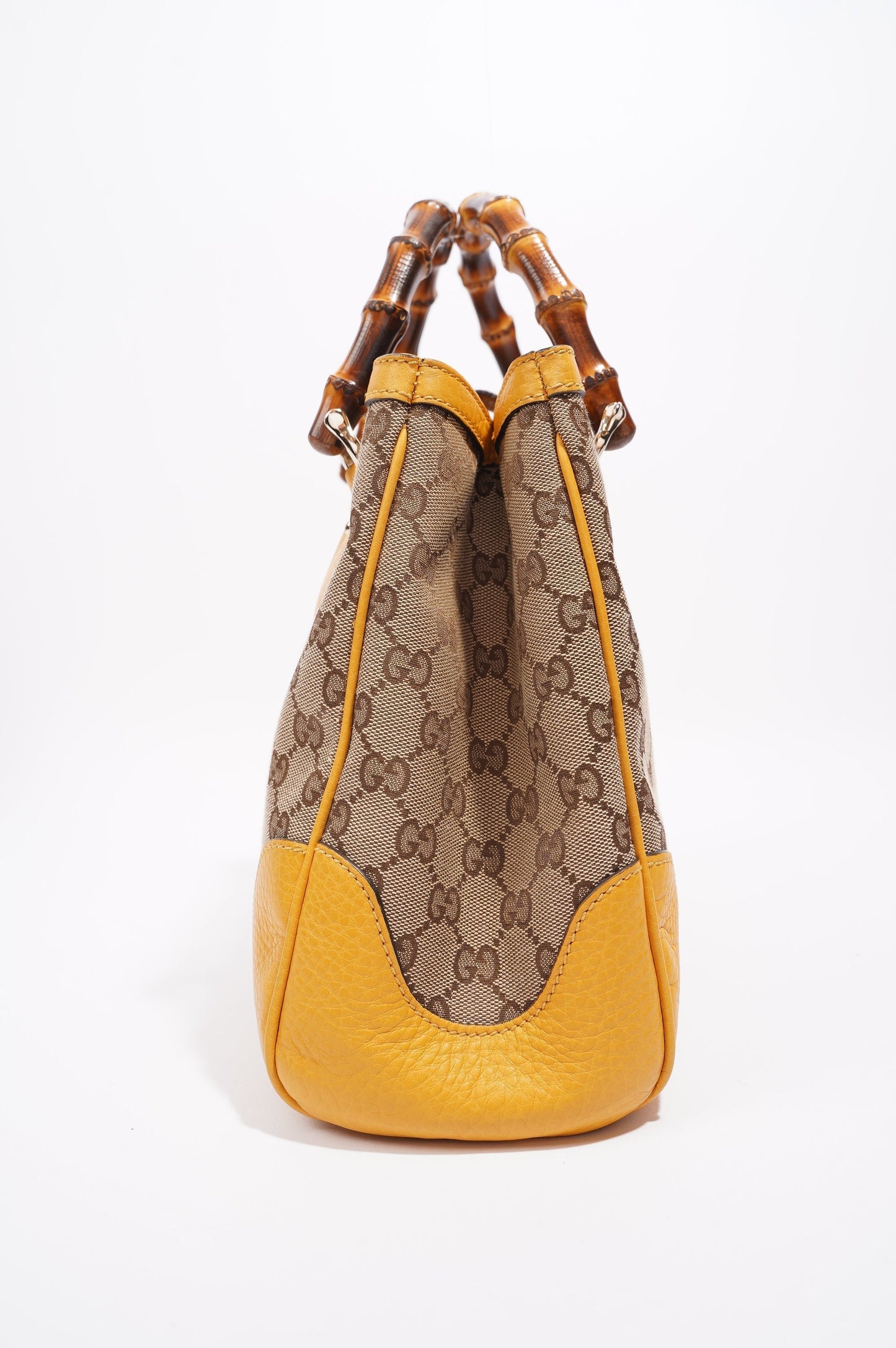 Gucci Womens Diana Bamboo Bag Supreme Canvas / Leather