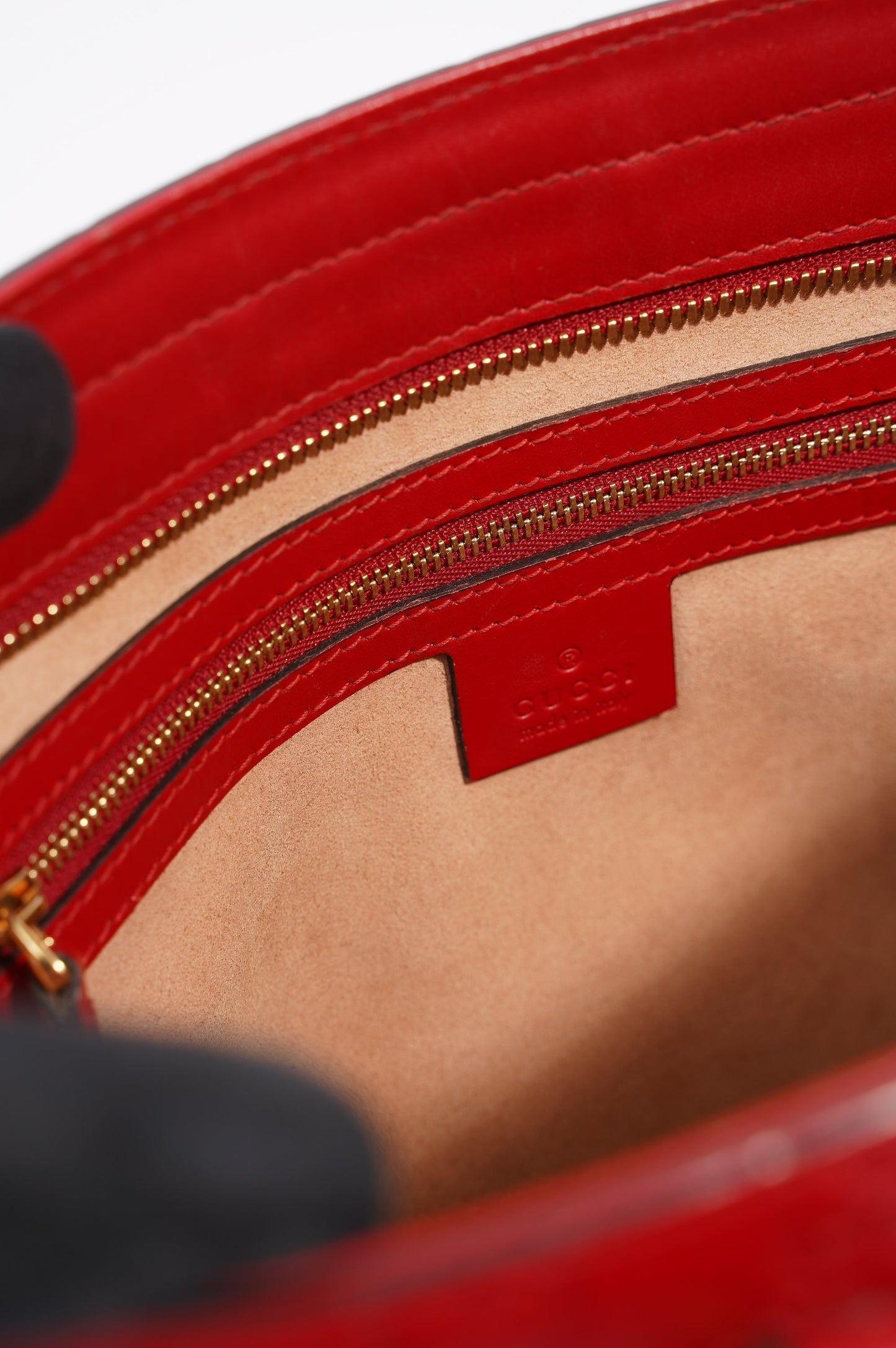 Gucci Womens Shima Two Way Red