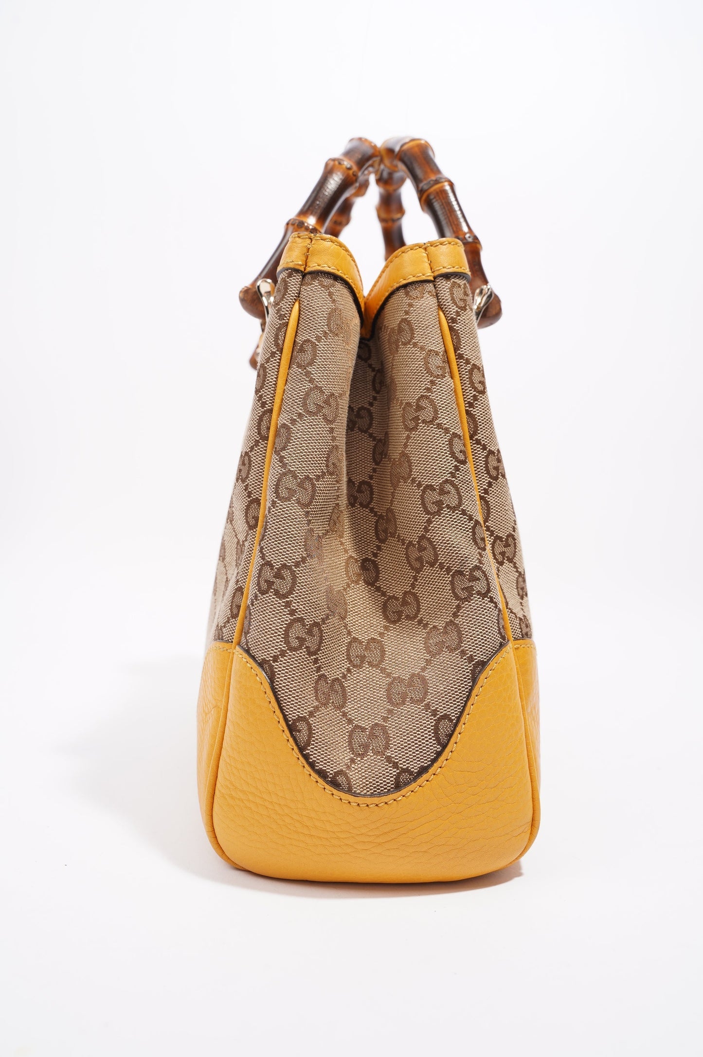 Gucci Womens Diana Bamboo Bag Supreme Canvas / Leather