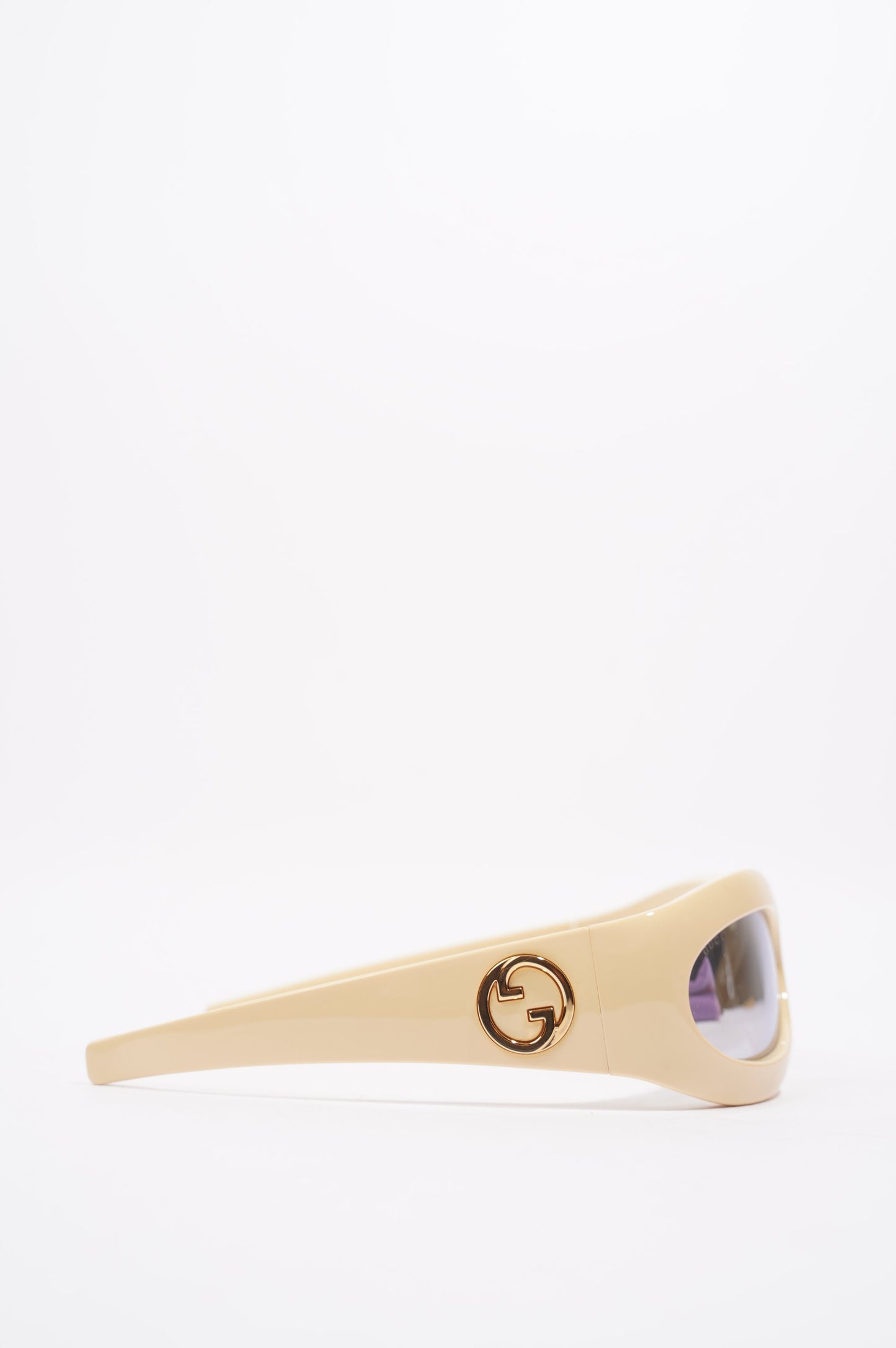 Gucci Womens Oval Mirrored Lenses Sunglasses Cream 110