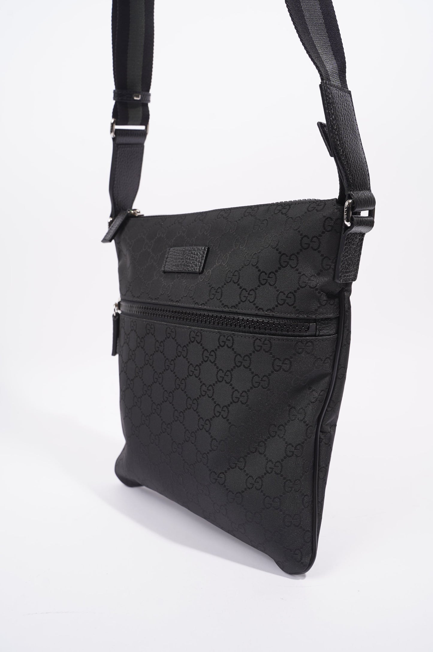 Gucci Mens GG Messenger Bag Black Small