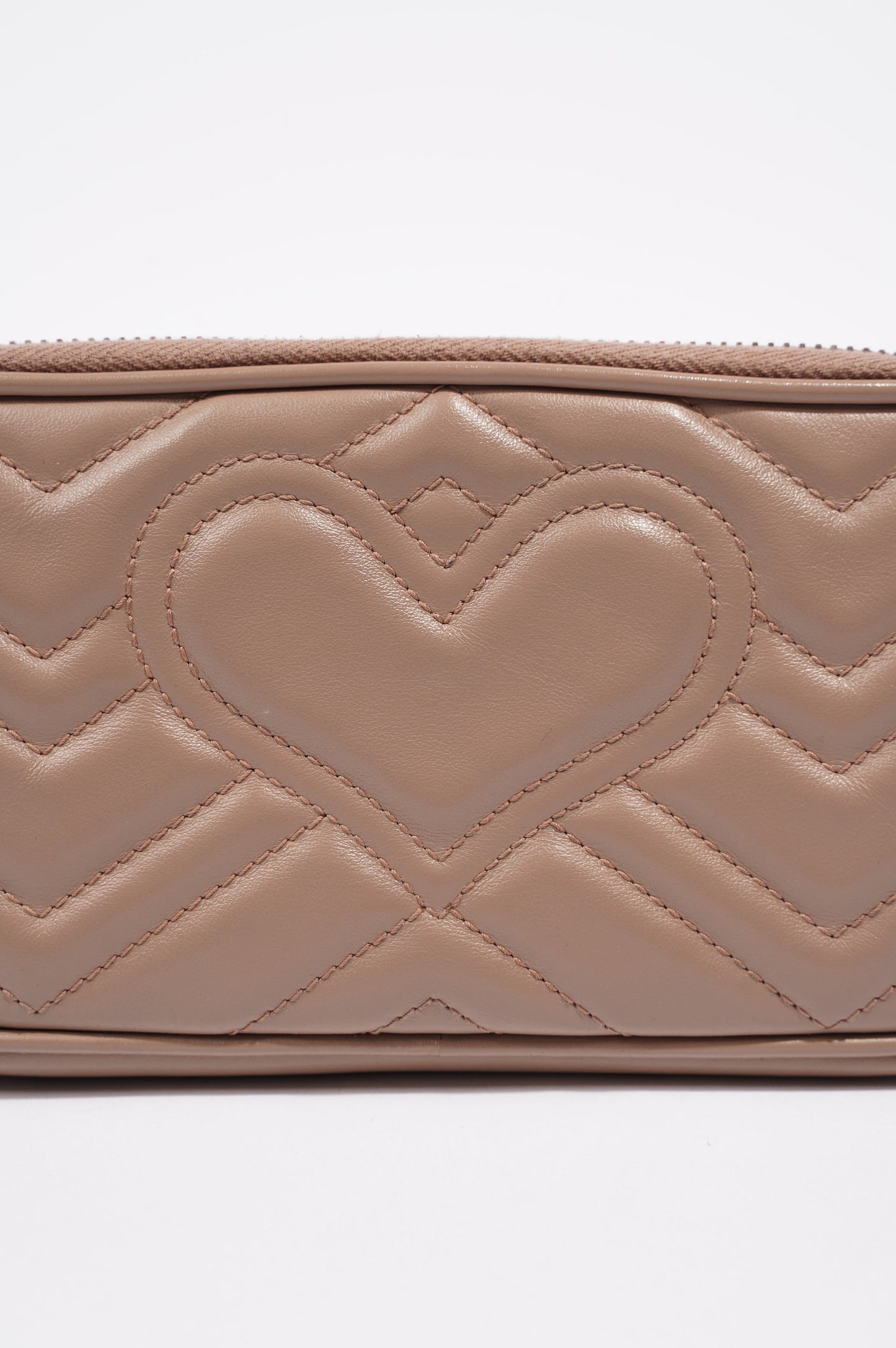 Gucci Womens Marmont Triple Zip Bag Nude