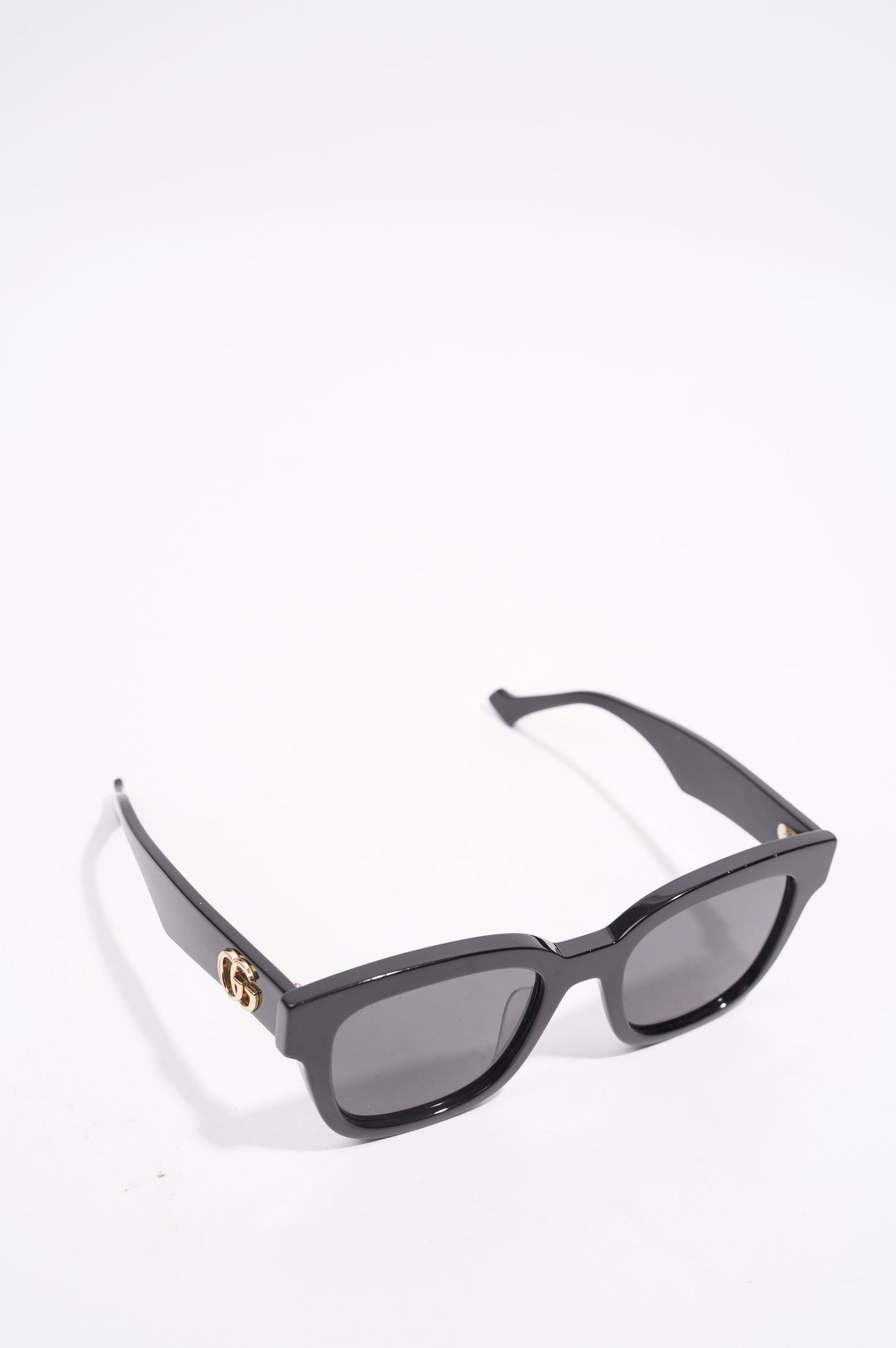 Gucci Womens Square Sunglasses Black Acetate 145