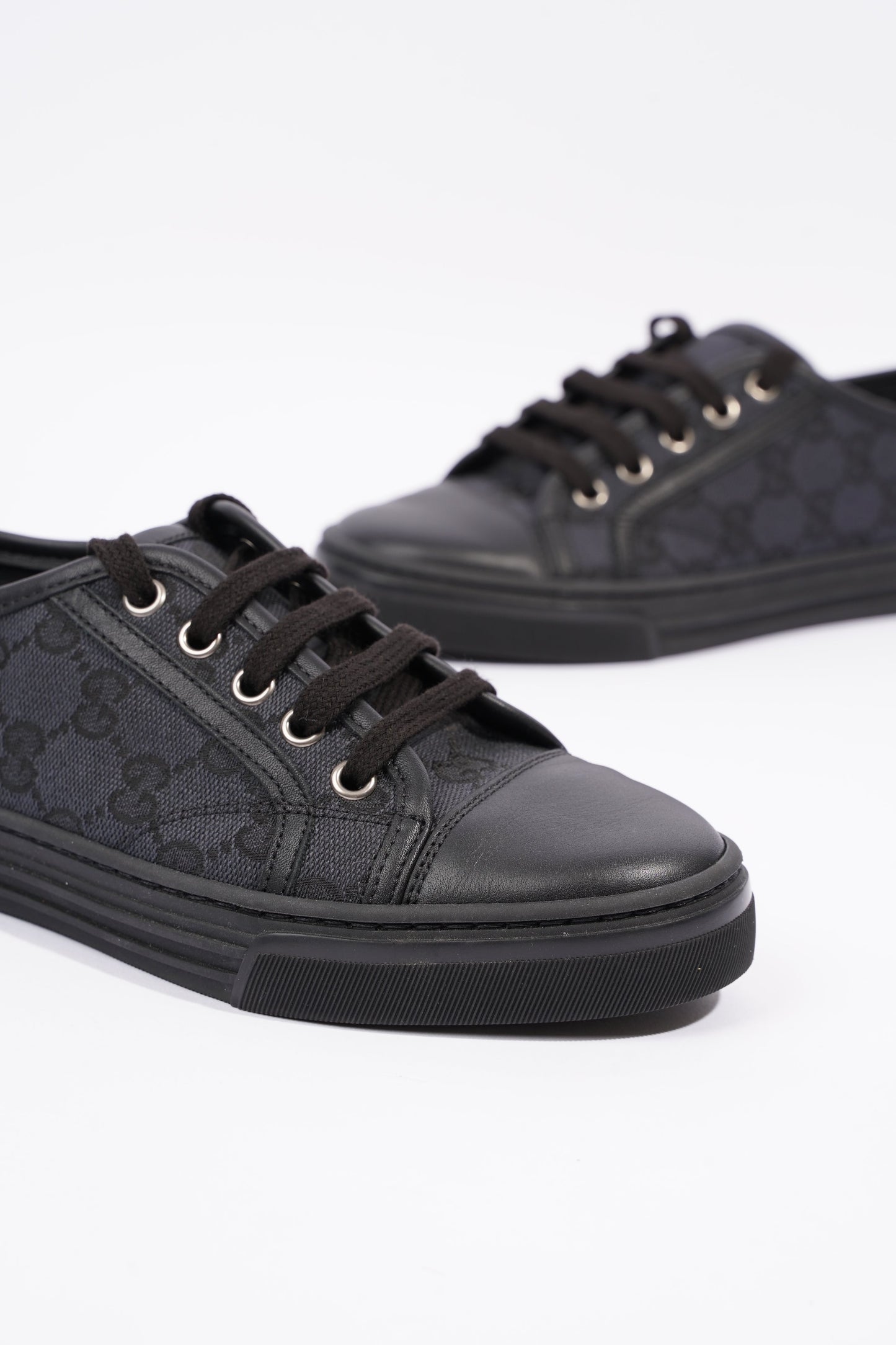 Gucci Womens GG Low Top Sneaker Black EU 34.5 / UK 1.5