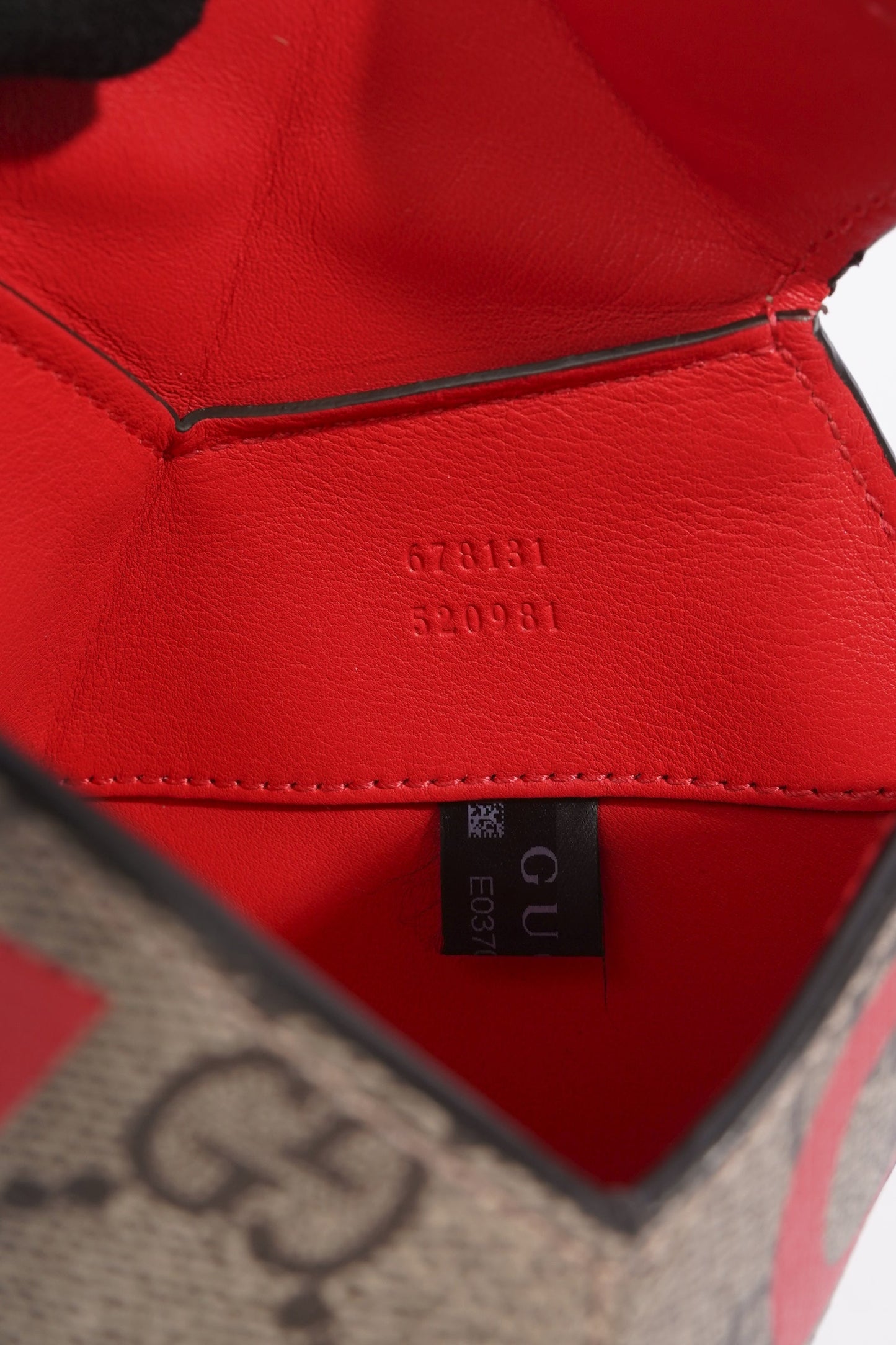 Gucci Small Heart Mini Chain Bag Supreme / Red