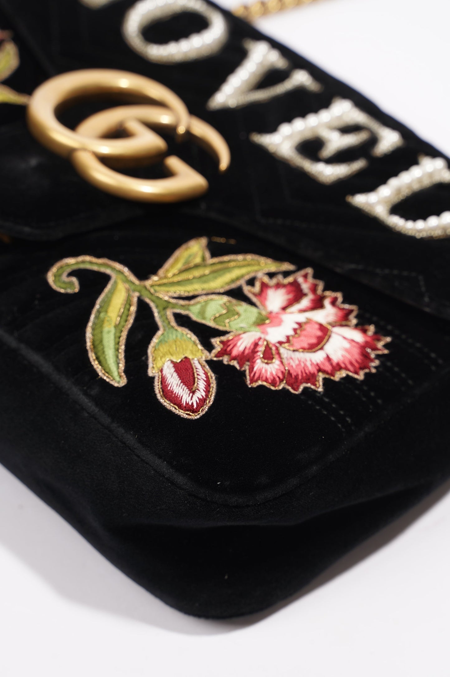 Gucci Mamont Loved Flap Black Embroidery / Velvet Medium