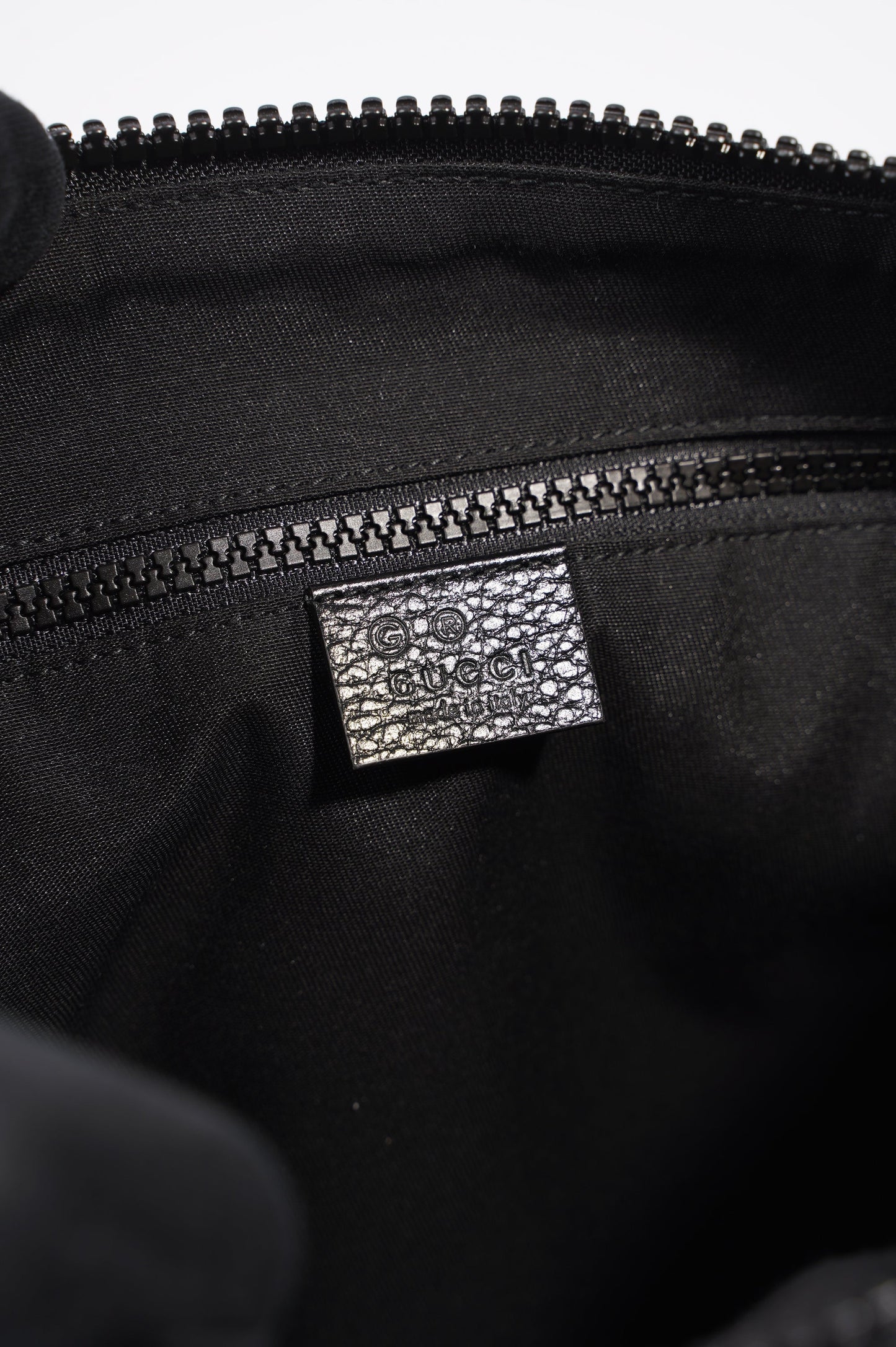 Gucci Mens GG Messenger Bag Black Small