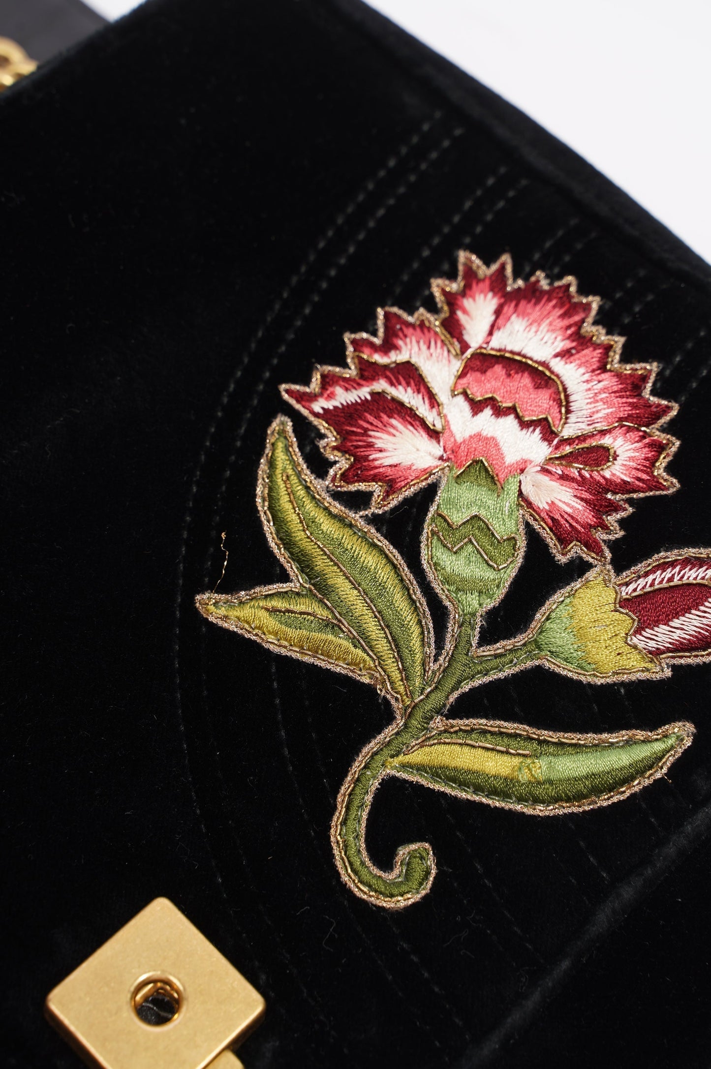 Gucci Mamont Loved Flap Black Embroidery / Velvet Medium