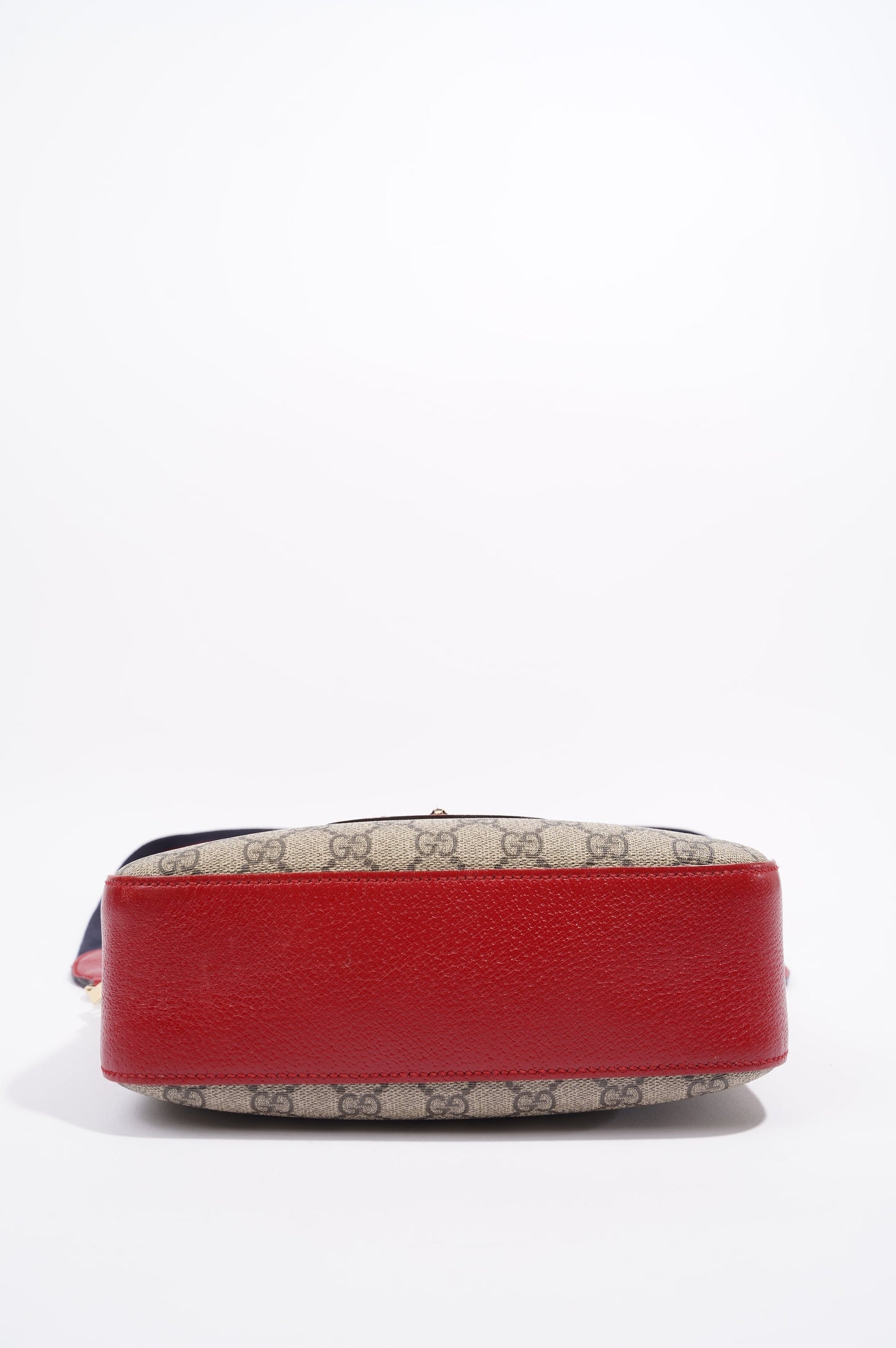 Gucci Womens Neo Vintage GG Messenger Bag Supreme Red