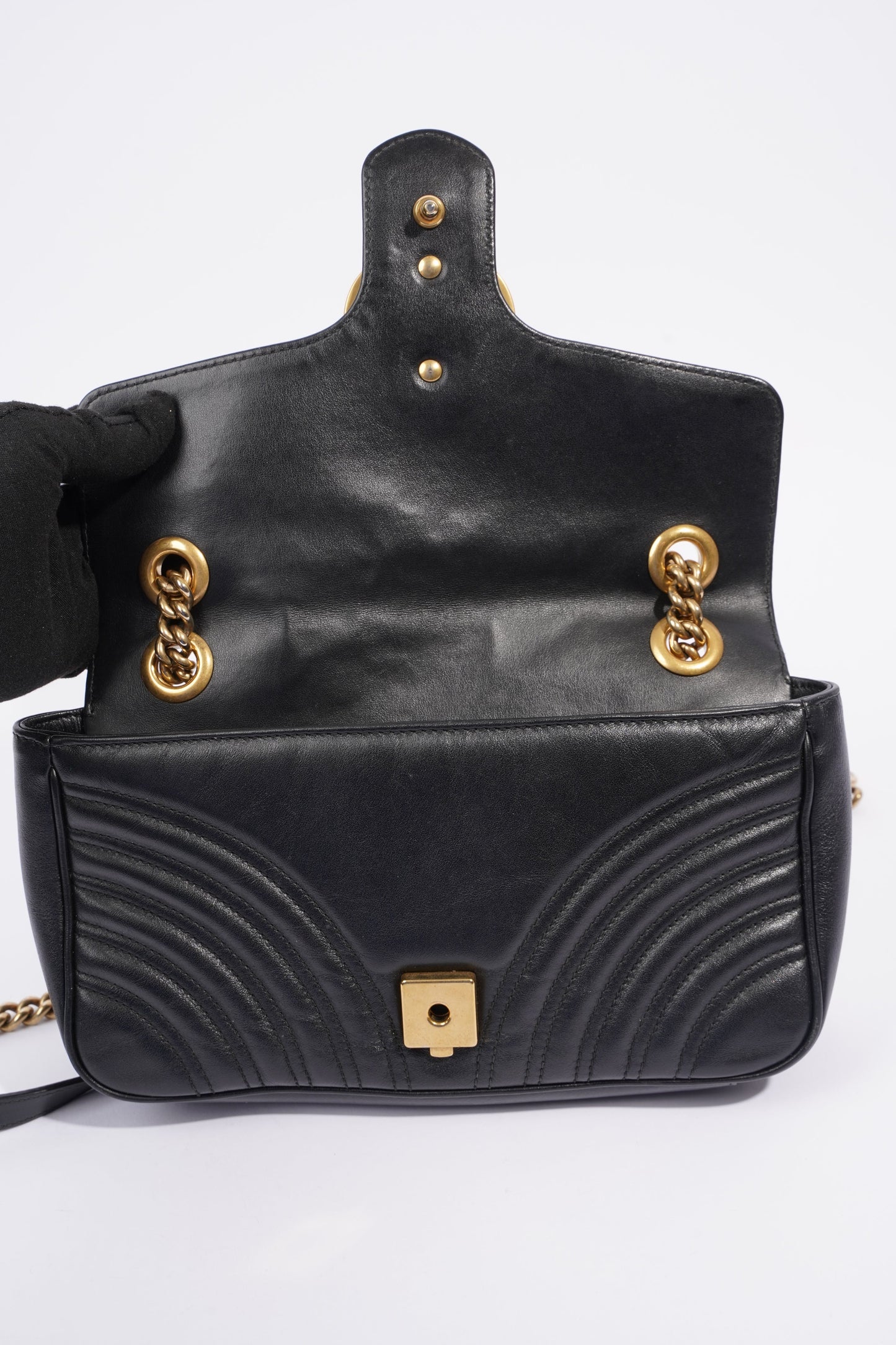Gucci Womens GG Marmont Flap Bag Black Leather Small