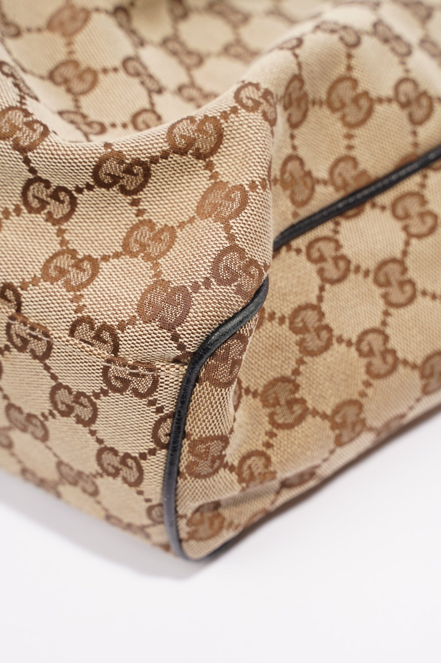 Gucci Sukey Tote Bag Beige