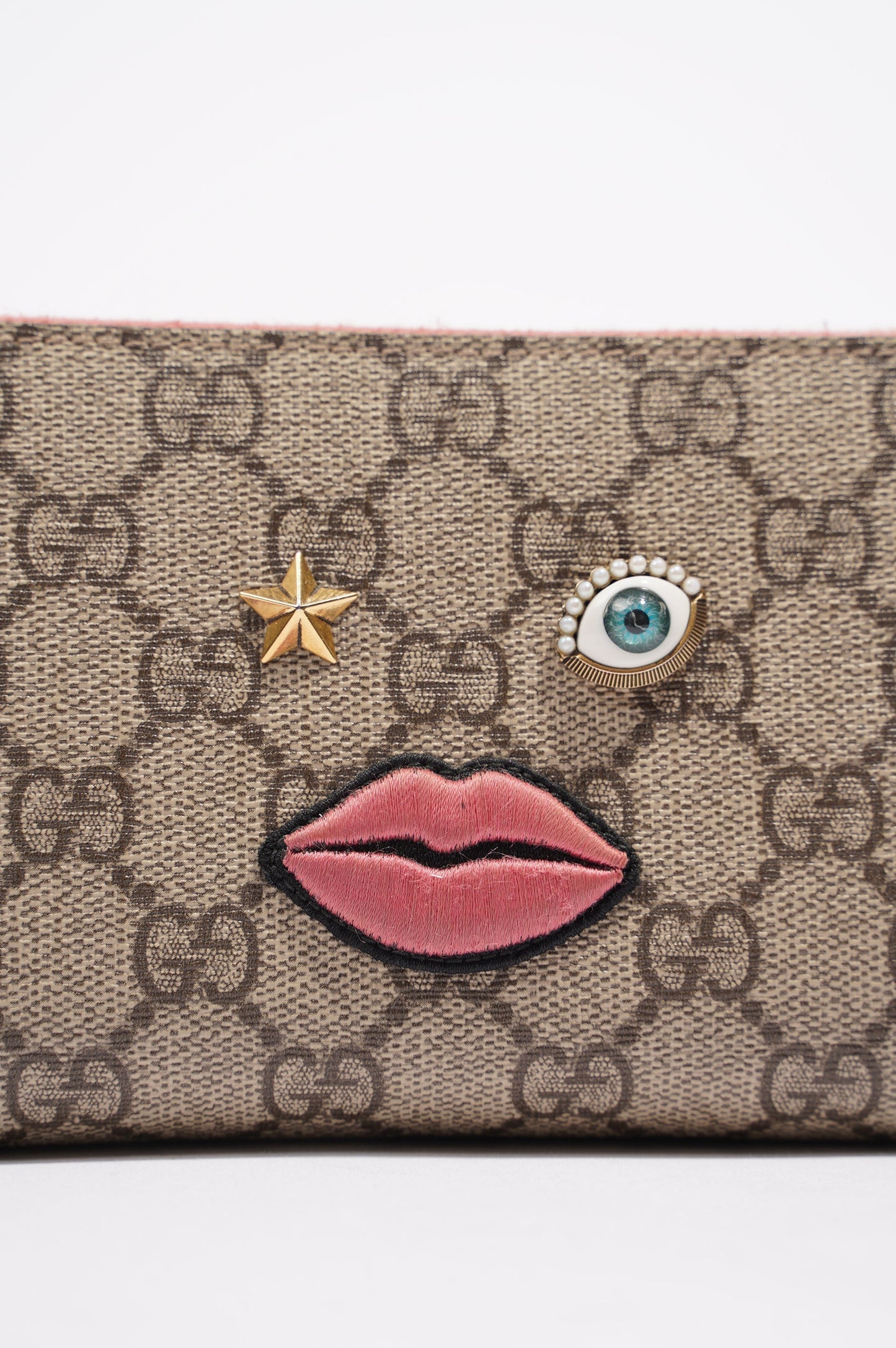 Gucci Womens Zip Around Wallet With Face Applique Supreme