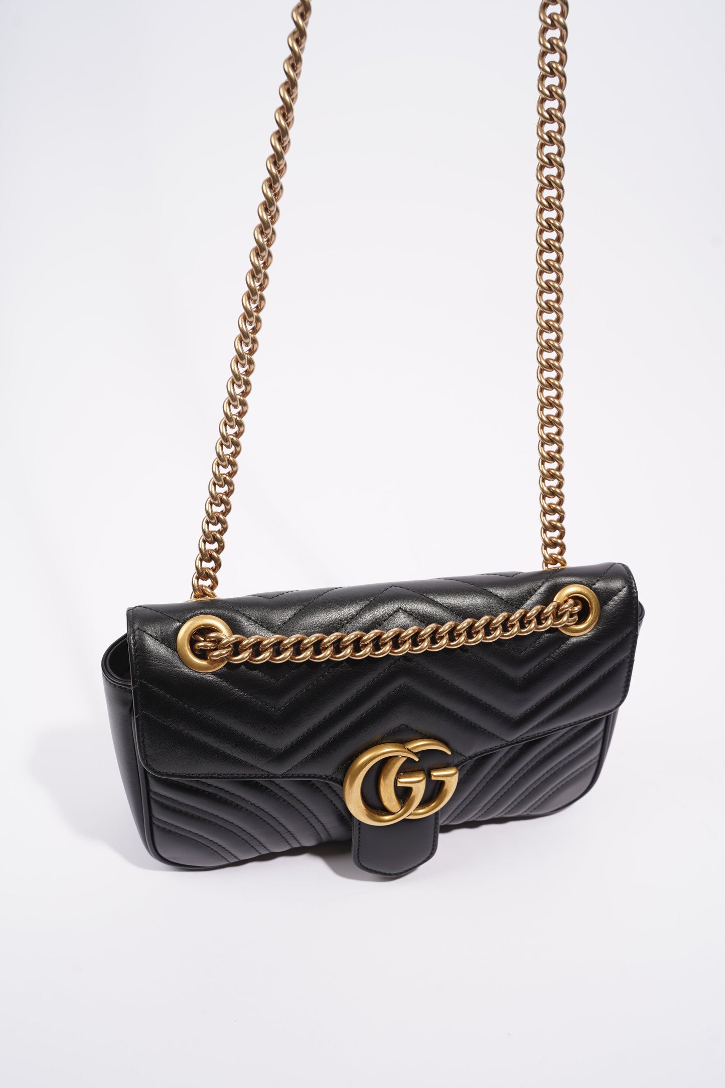 Gucci Womens Marmont Flap Black / Gold Small